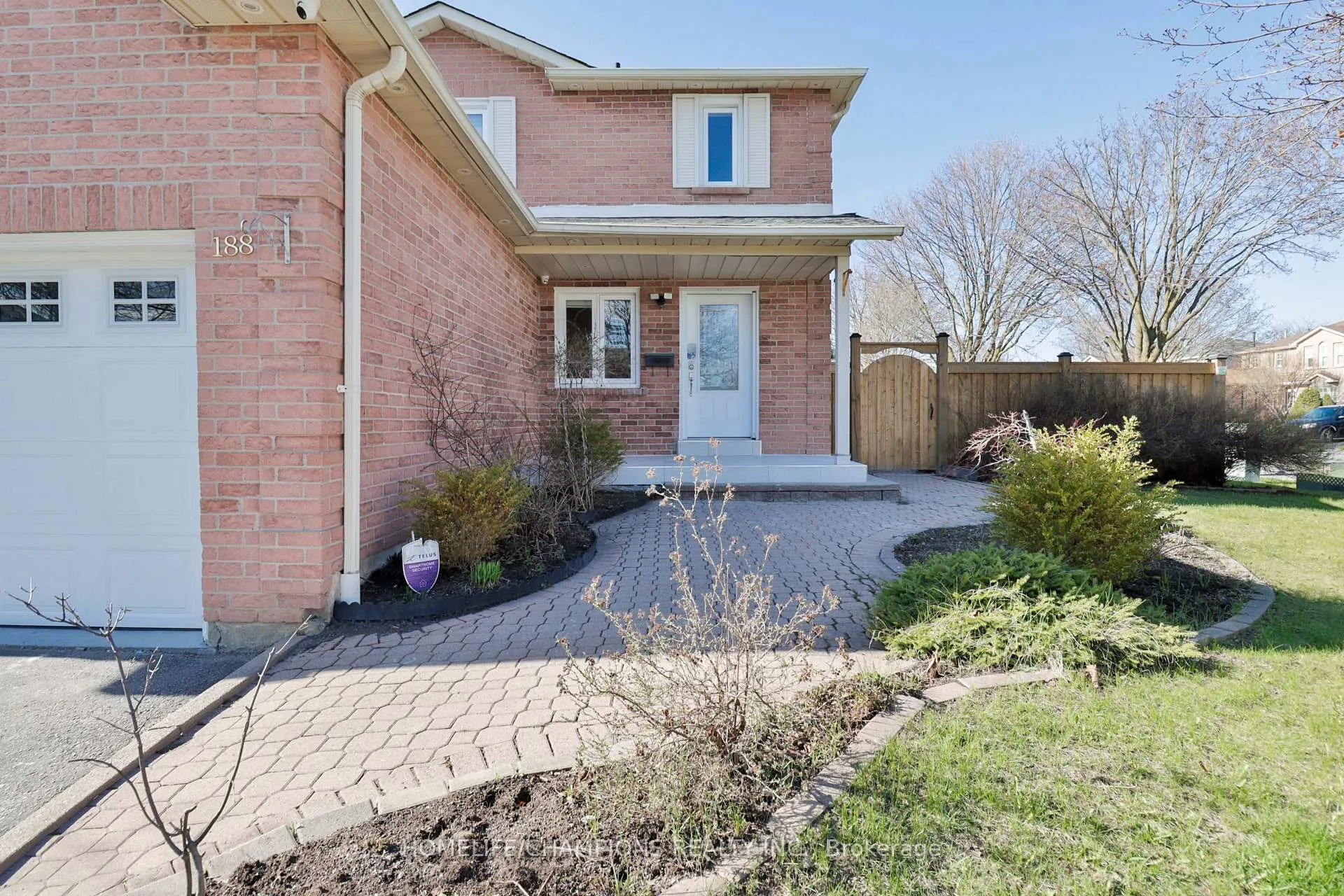 Photo 32 of 188 Large Crescent, Ajax, Central West — HOMEH