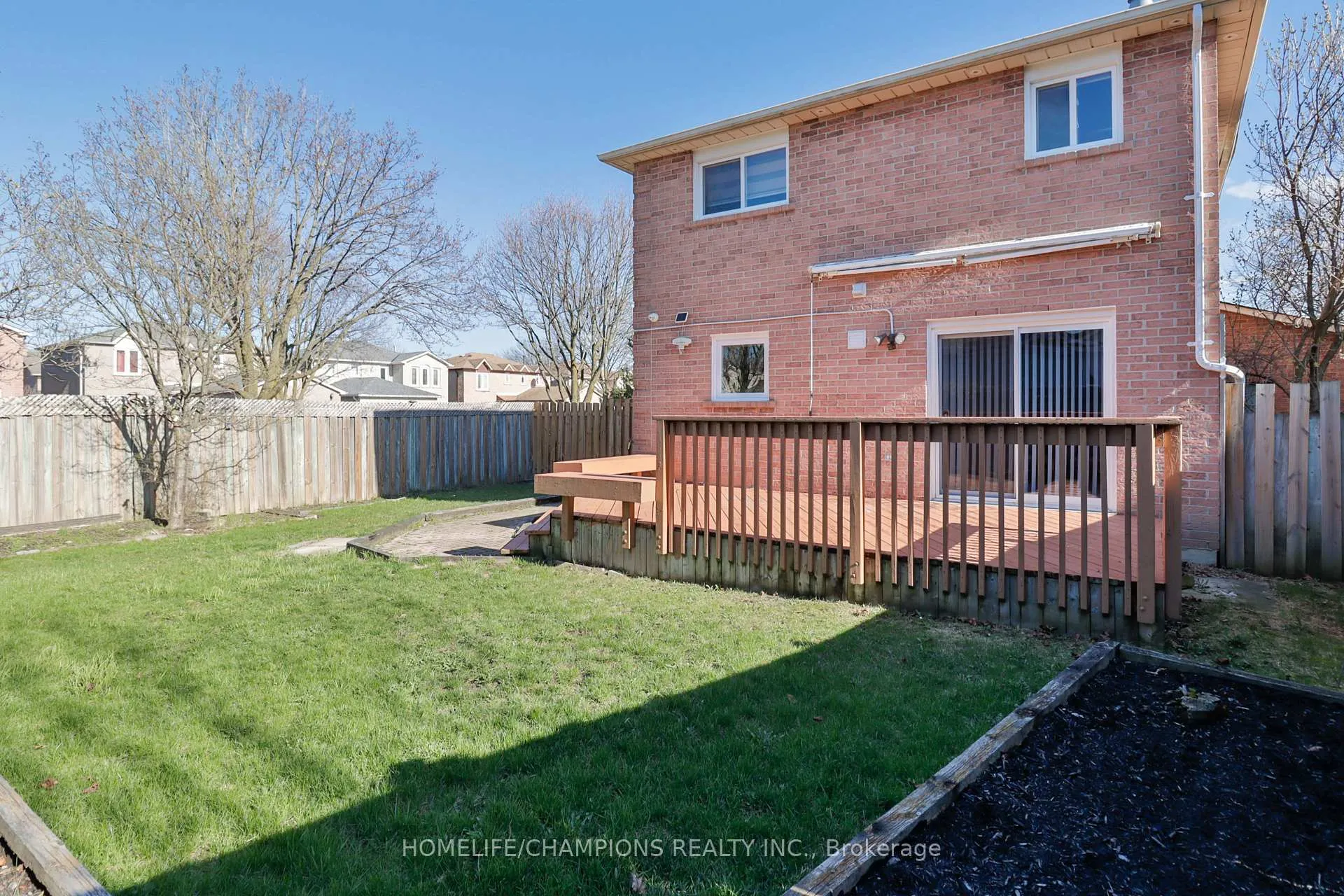 Photo 37 of 188 Large Crescent, Ajax, Central West — HOMEH