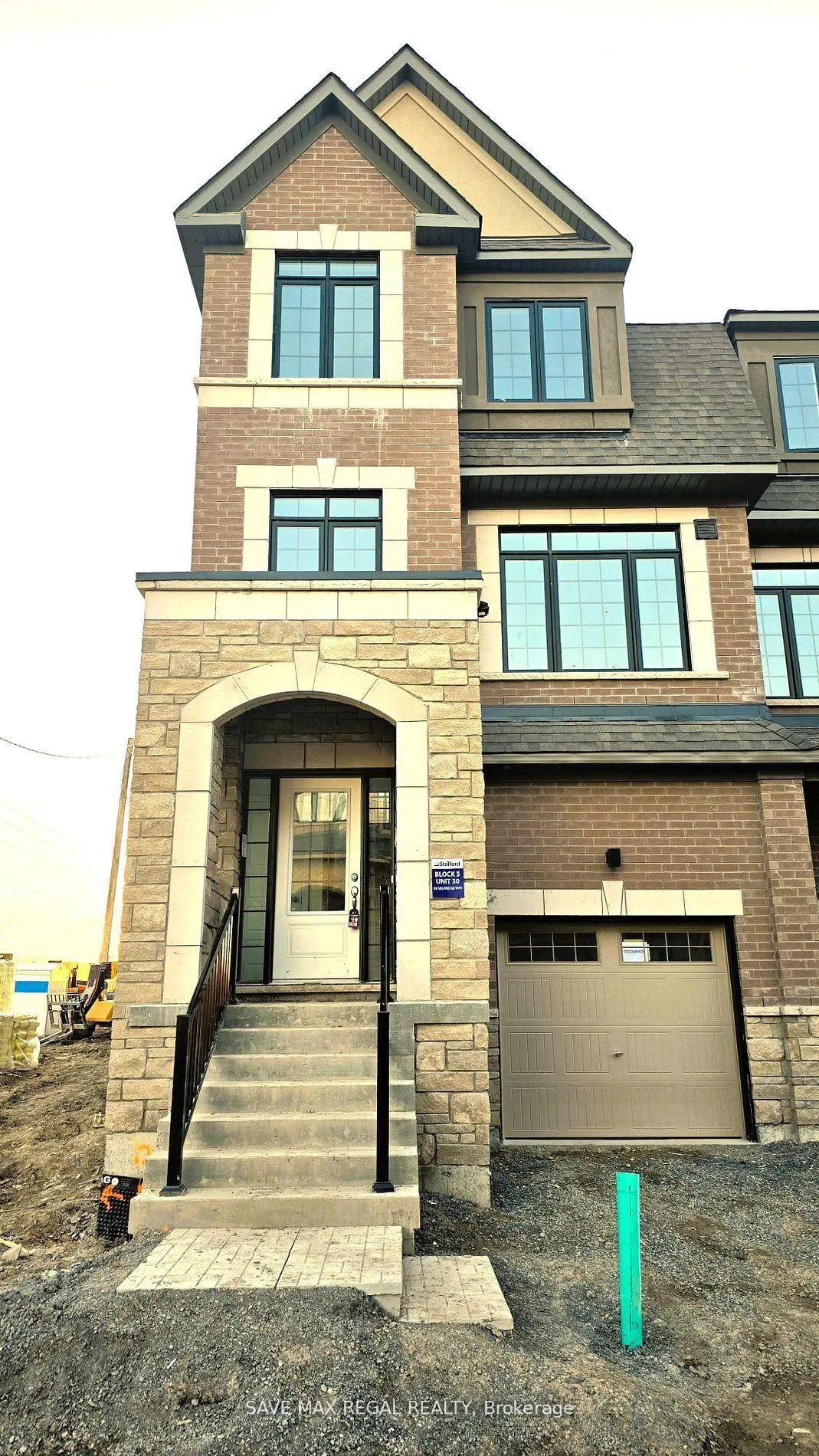Photo 1 of 59 Selfridge Way, Whitby, Downtown Whitby — HOMEH