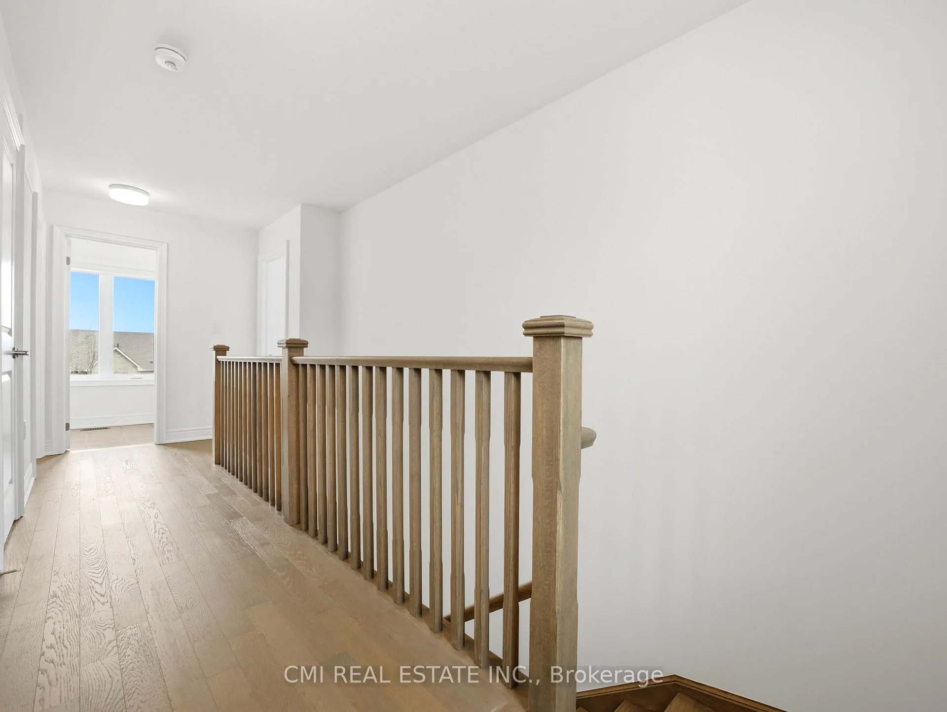 Photo 16 of 2168 Postmaster Drive, Oakville, Westmount — HOMEH