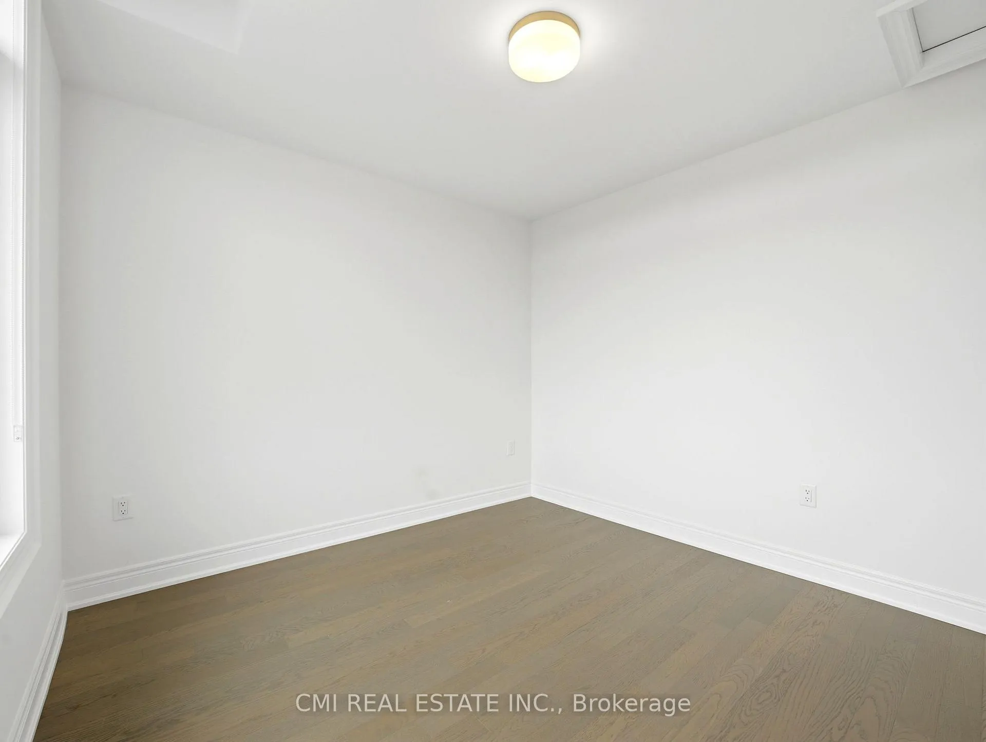 Photo 21 of 2168 Postmaster Drive, Oakville, Westmount — HOMEH