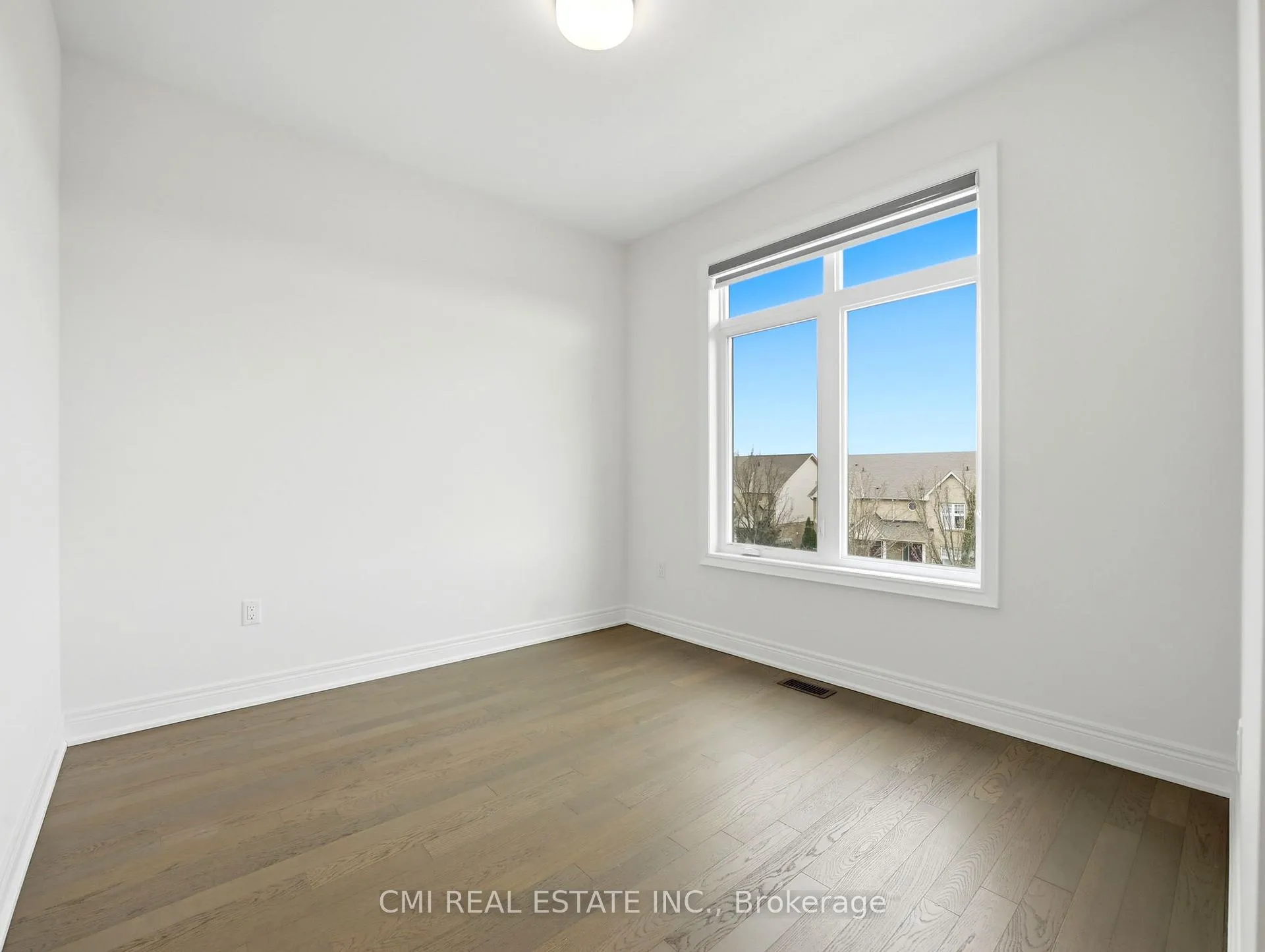 Photo 25 of 2168 Postmaster Drive, Oakville, Westmount — HOMEH