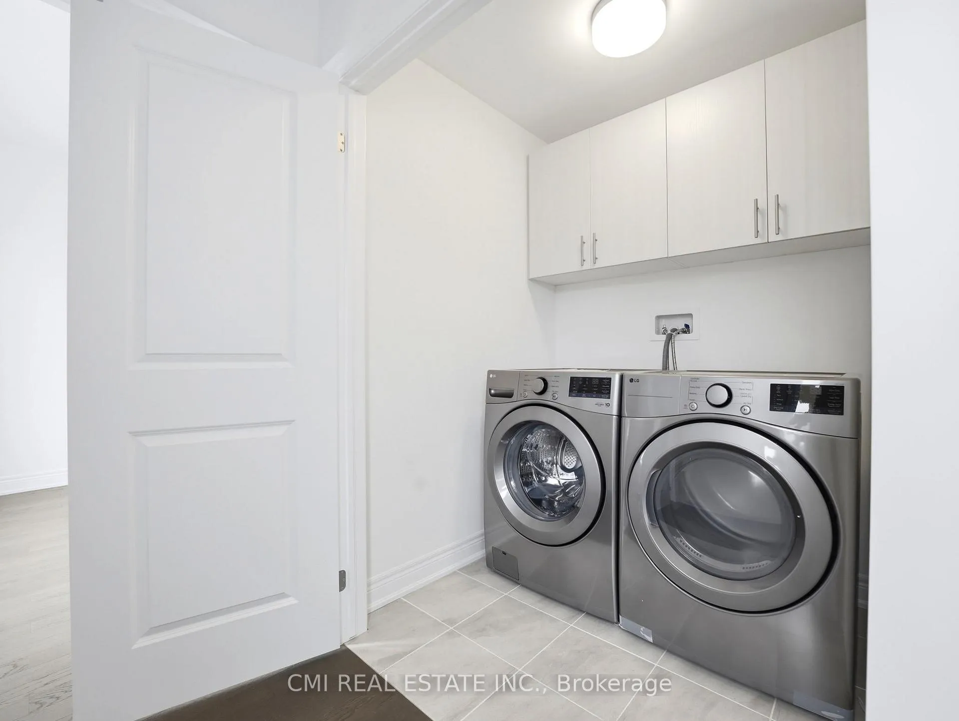 Photo 36 of 2168 Postmaster Drive, Oakville, Westmount — HOMEH