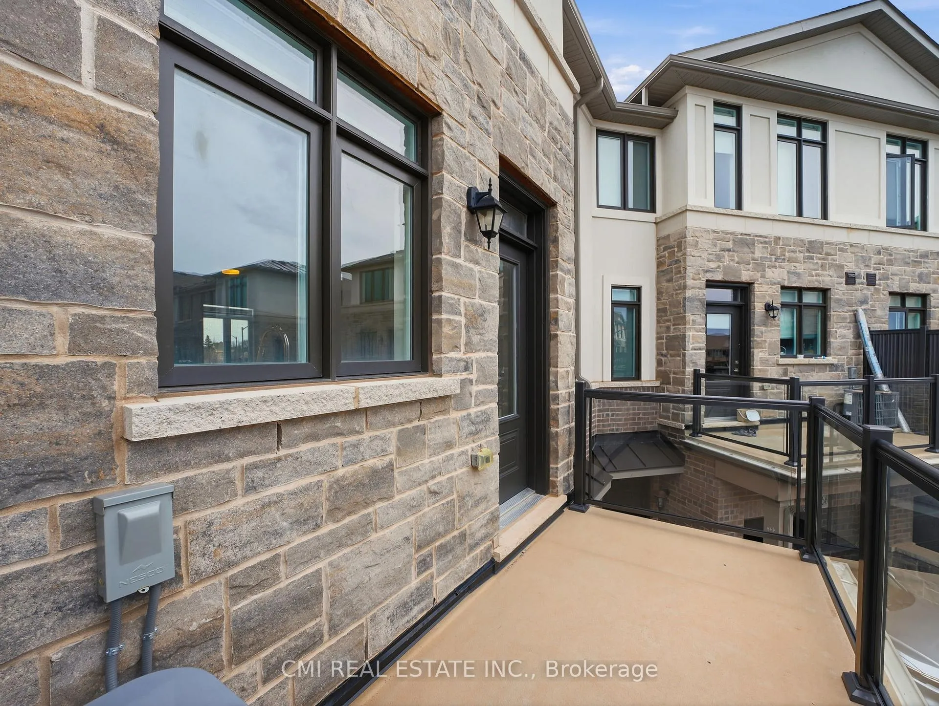 Photo 41 of 2168 Postmaster Drive, Oakville, Westmount — HOMEH