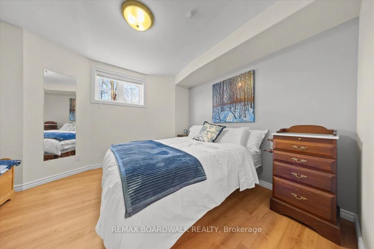 Photo 22 of 1210 Barnett Drive, Ottawa, Cumberland Village — HOMEH