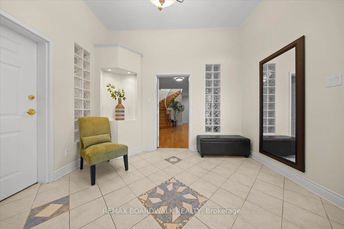 Photo 24 of 1210 Barnett Drive, Ottawa, Cumberland Village — HOMEH