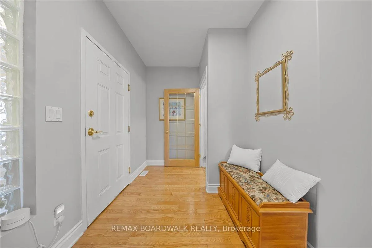 Photo 25 of 1210 Barnett Drive, Ottawa, Cumberland Village — HOMEH