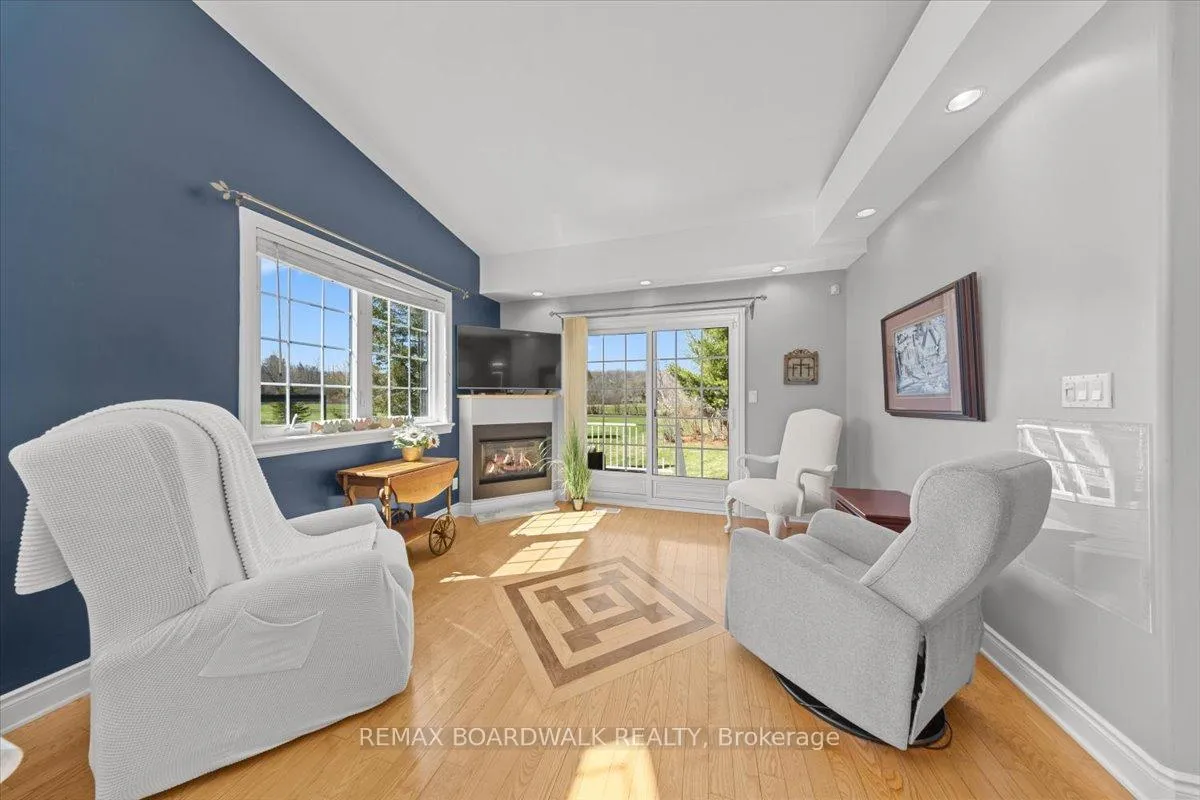 Photo 28 of 1210 Barnett Drive, Ottawa, Cumberland Village — HOMEH