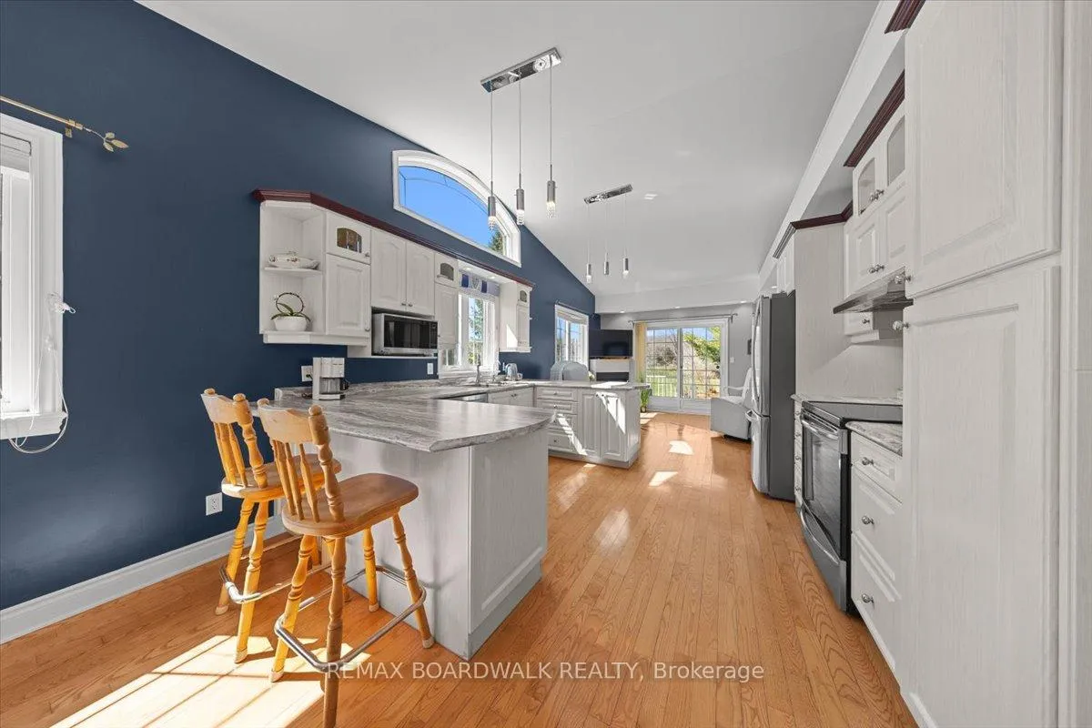 Photo 30 of 1210 Barnett Drive, Ottawa, Cumberland Village — HOMEH