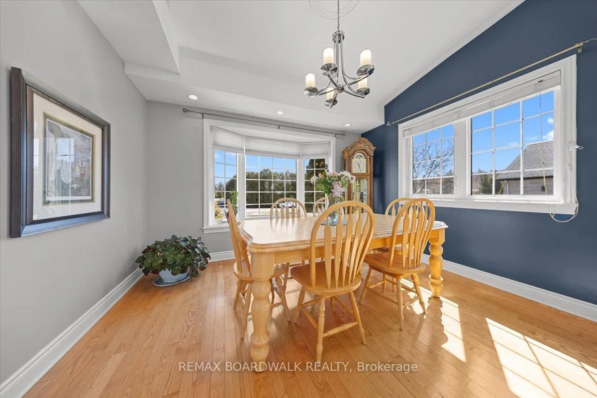 Photo 34 of 1210 Barnett Drive, Ottawa, Cumberland Village — HOMEH