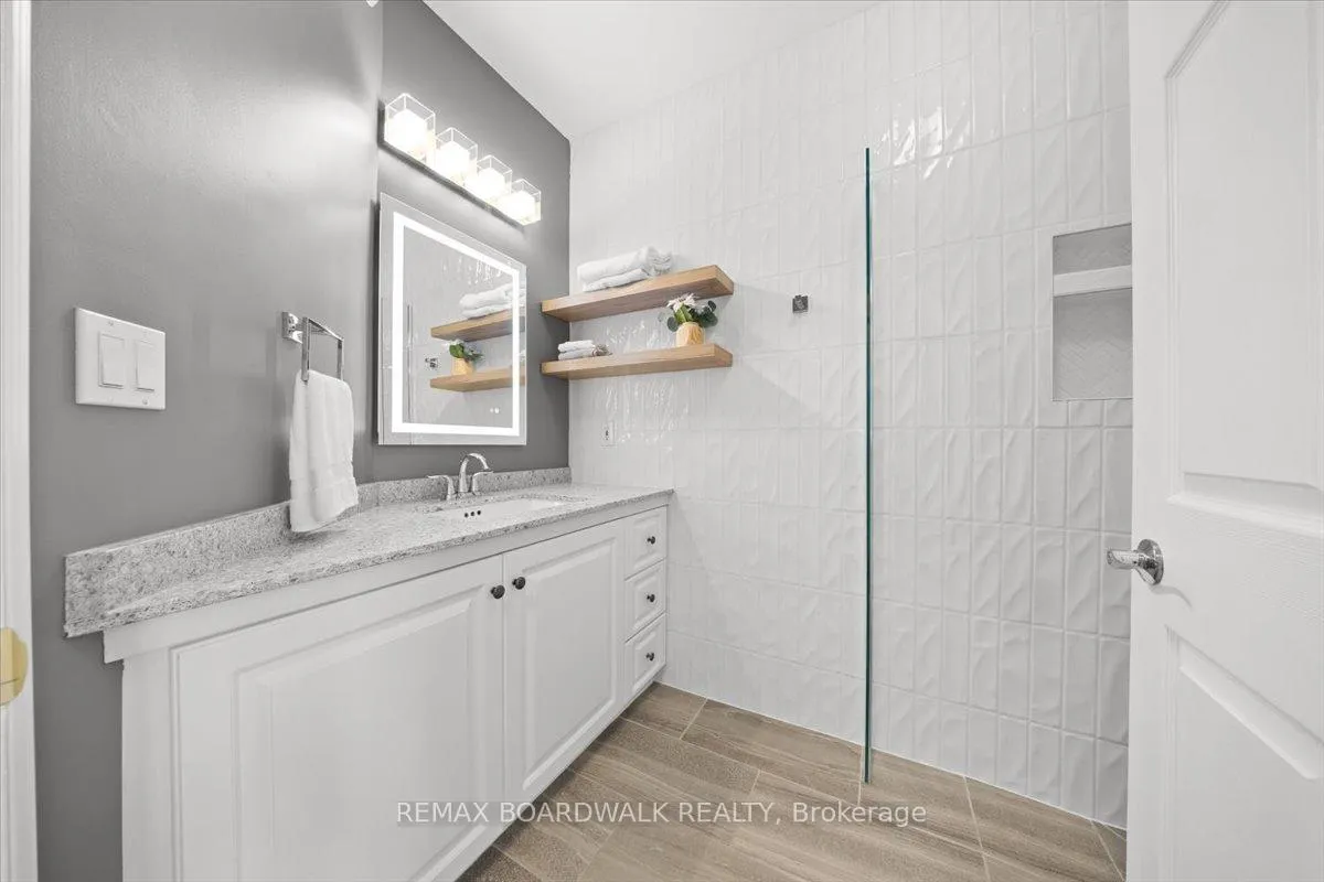 Photo 36 of 1210 Barnett Drive, Ottawa, Cumberland Village — HOMEH