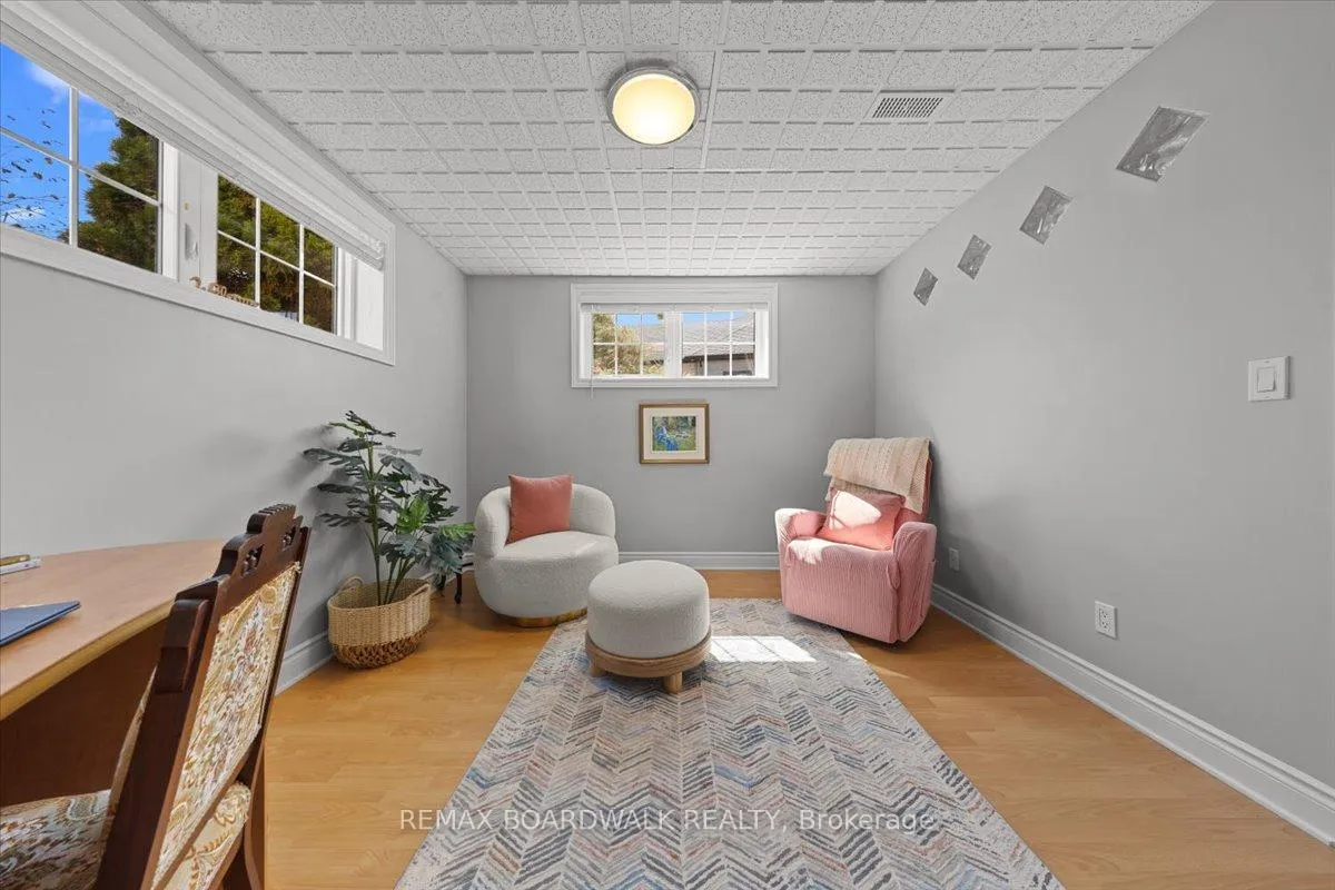 Photo 38 of 1210 Barnett Drive, Ottawa, Cumberland Village — HOMEH