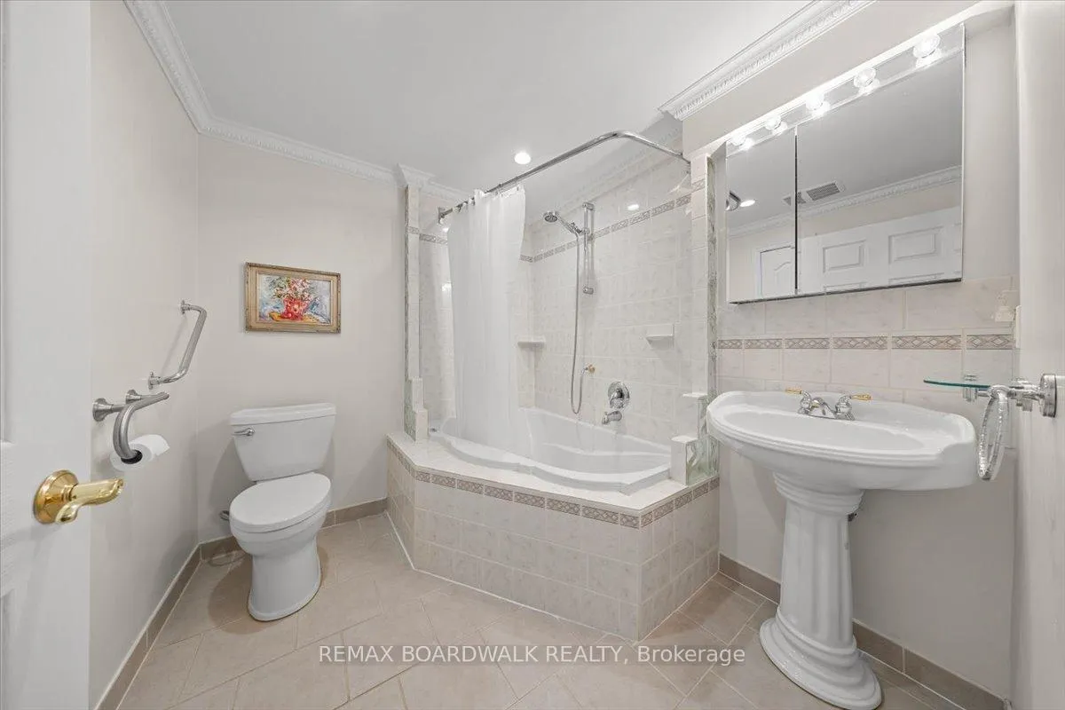 Photo 40 of 1210 Barnett Drive, Ottawa, Cumberland Village — HOMEH