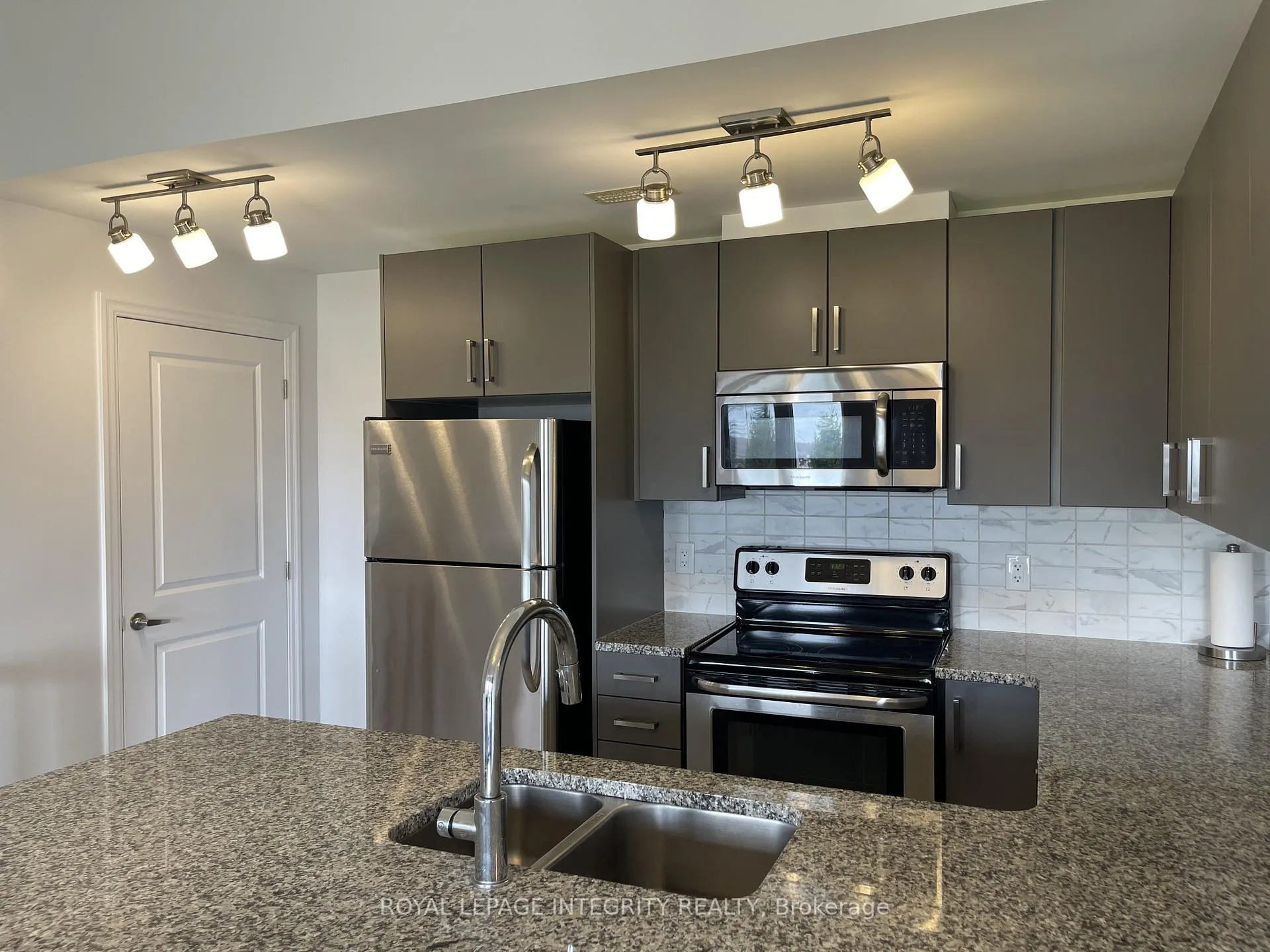 Photo 12 of 275 Big Sky Private, Ottawa, Leitrim — HOMEH