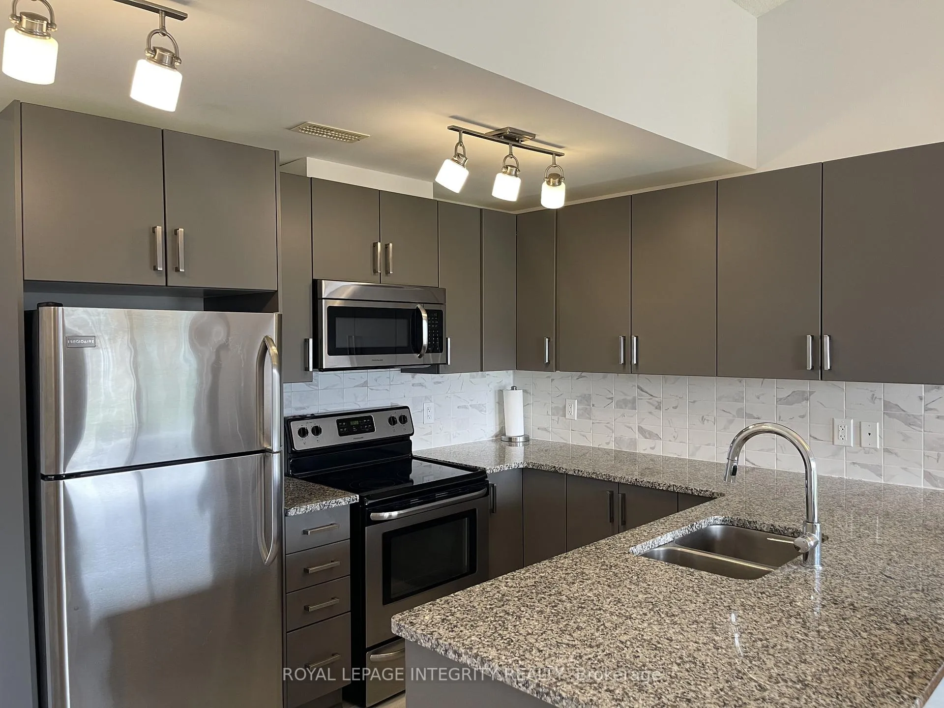 Photo 14 of 275 Big Sky Private, Ottawa, Leitrim — HOMEH