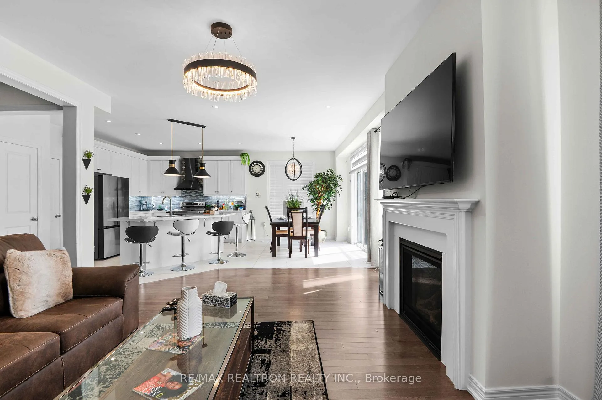Photo 14 of 241 Chippewa Avenue, Shelburne — HOMEH