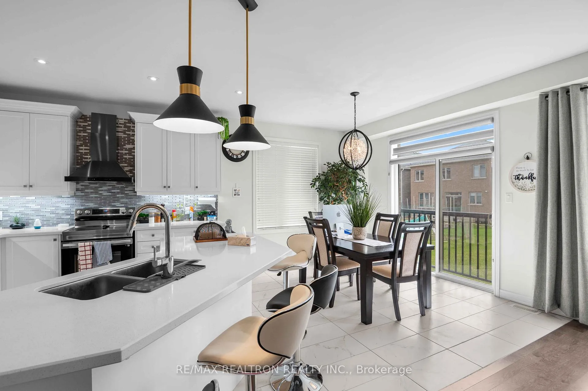 Photo 16 of 241 Chippewa Avenue, Shelburne — HOMEH