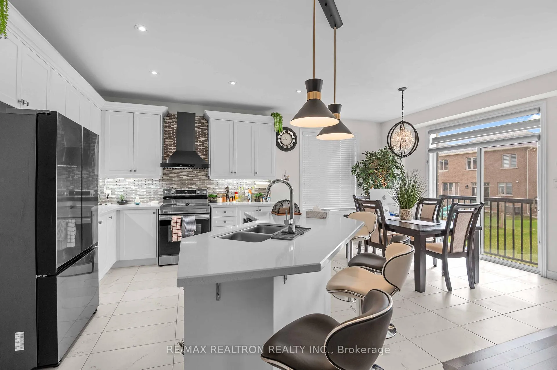 Photo 20 of 241 Chippewa Avenue, Shelburne — HOMEH