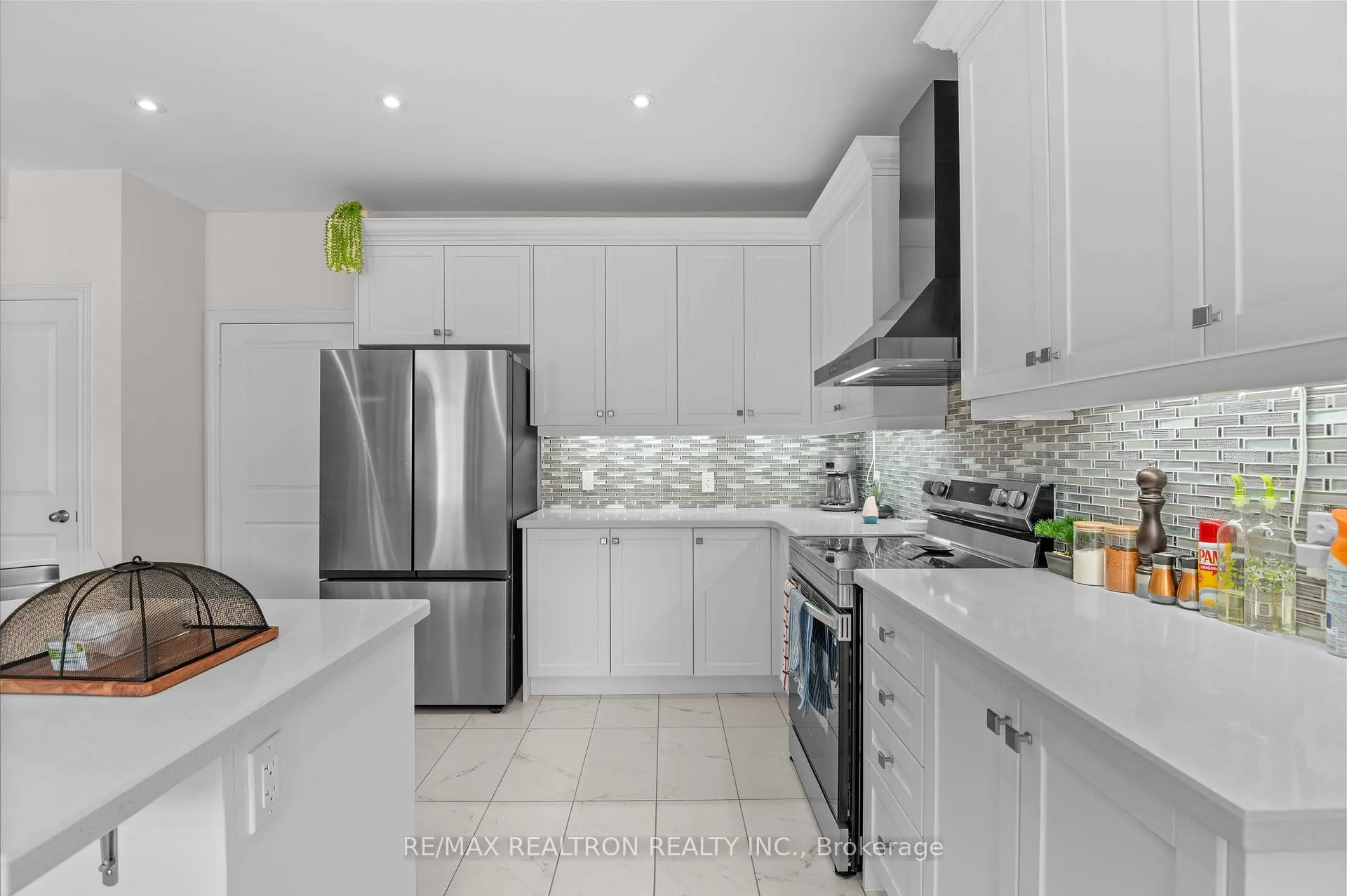 Photo 22 of 241 Chippewa Avenue, Shelburne — HOMEH