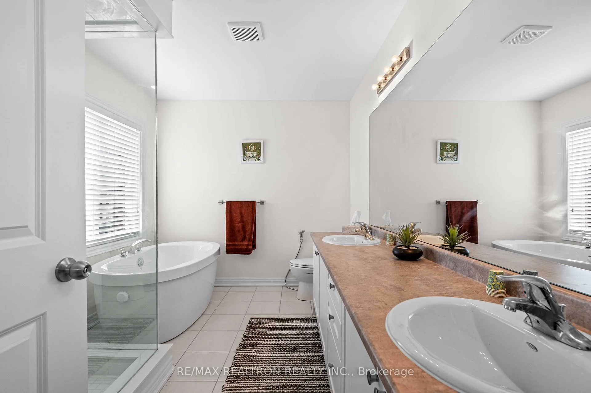 Photo 32 of 241 Chippewa Avenue, Shelburne — HOMEH