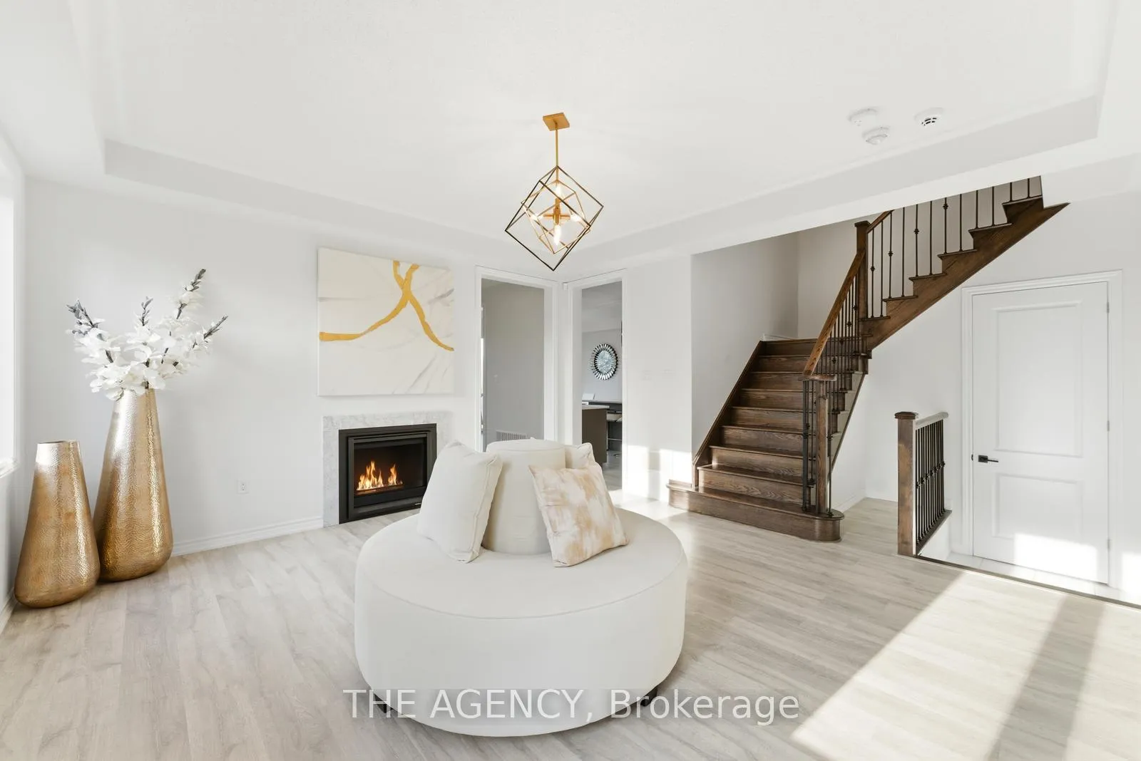Photo 9 of 10 Maple Ave W, New Tecumseth, Beeton — HOMEH