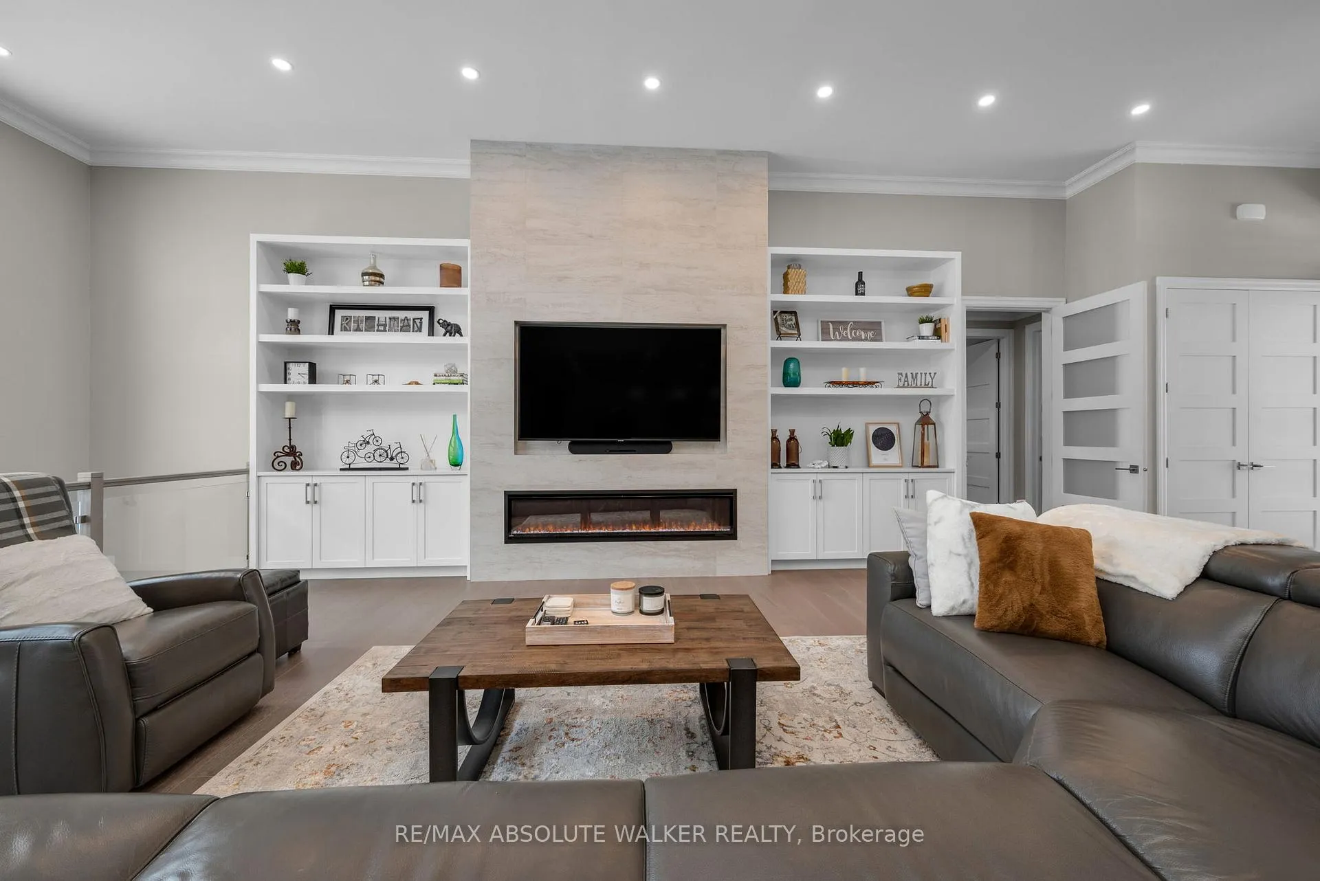 Photo 8 of 700 Mcmanus Avenue, Ottawa, Manotick Village & Manotick Estates — HOMEH