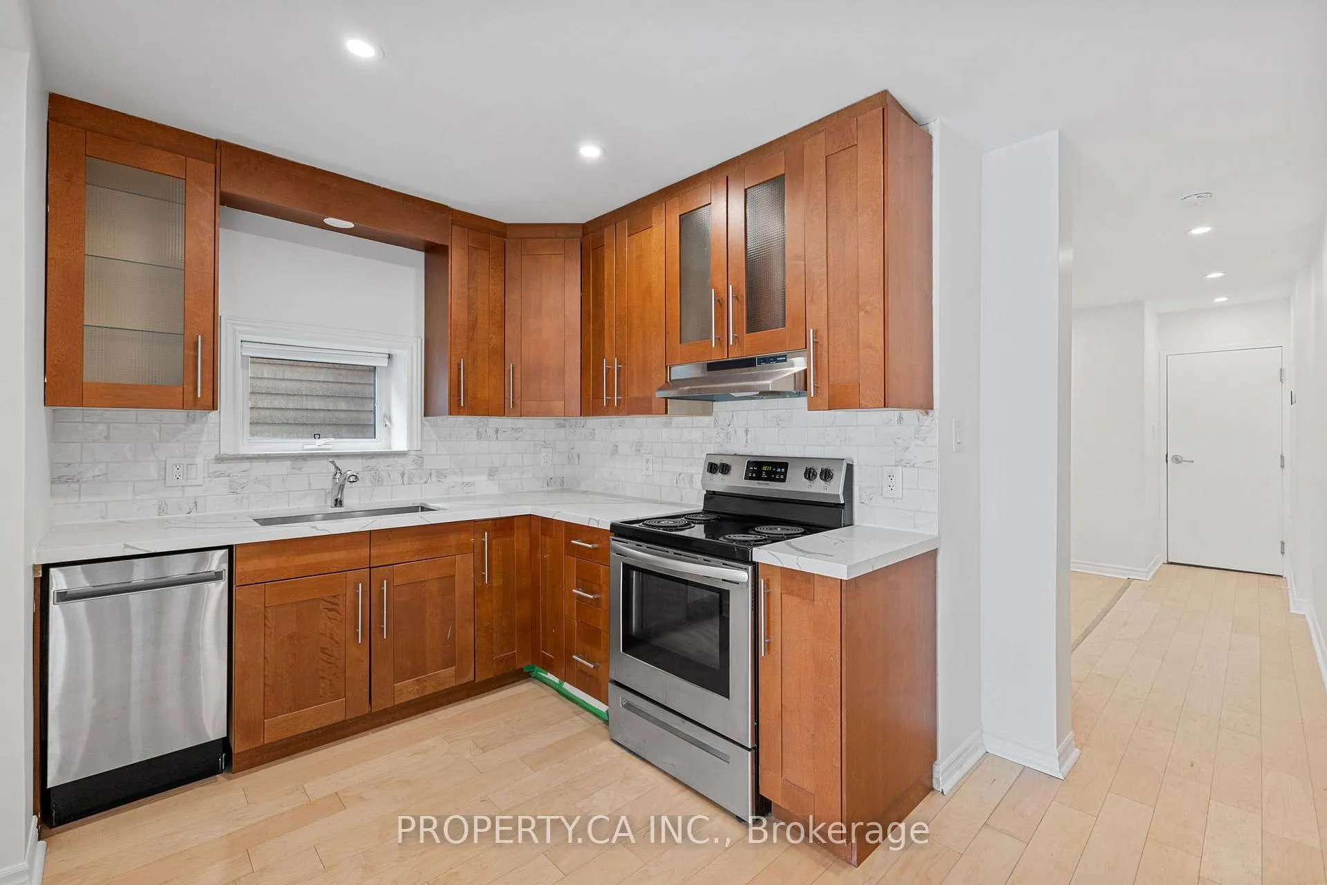Photo 3 of 679 Vaughan Road, Toronto, Oakwood Village — HOMEH