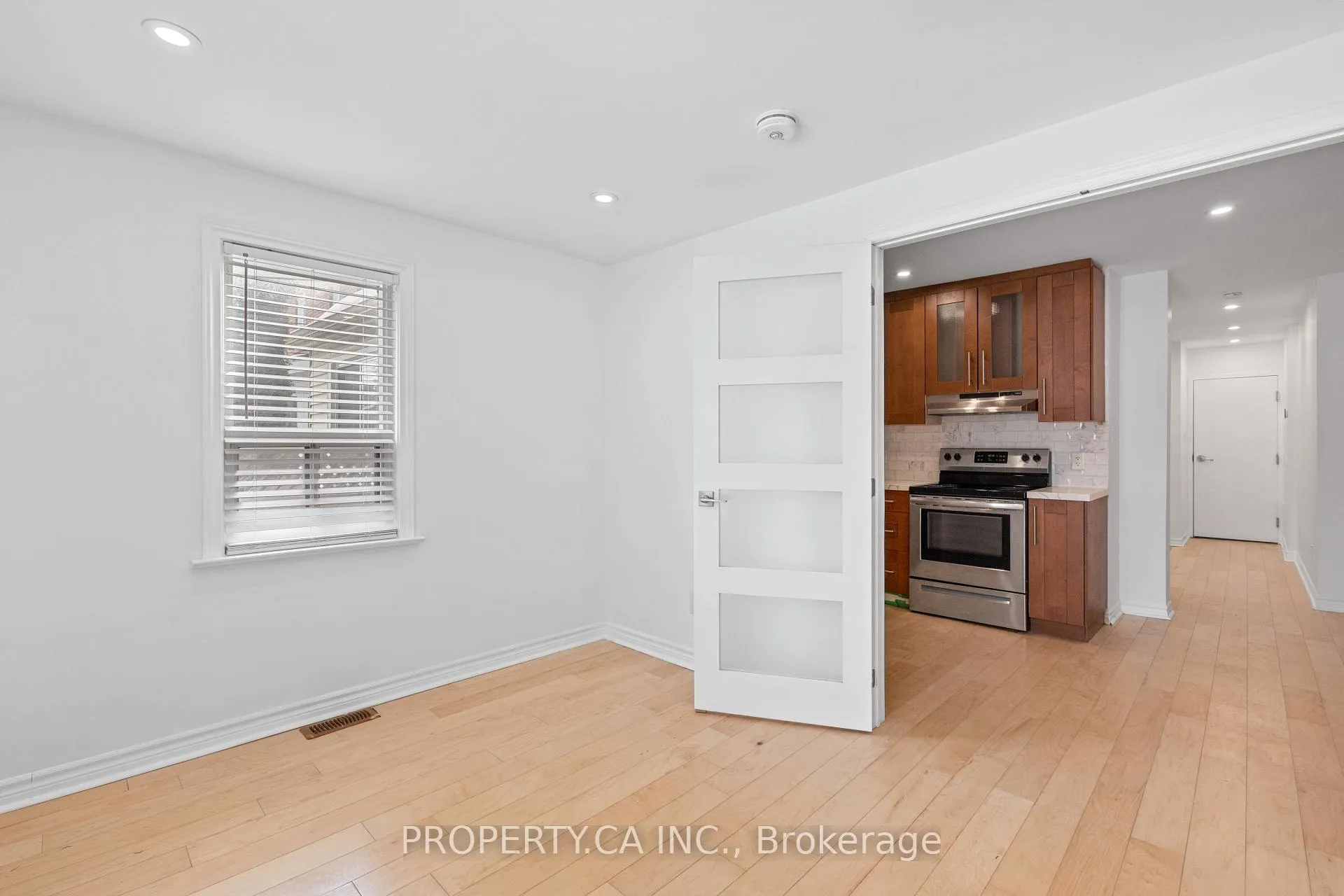 Photo 6 of 679 Vaughan Road, Toronto, Oakwood Village — HOMEH