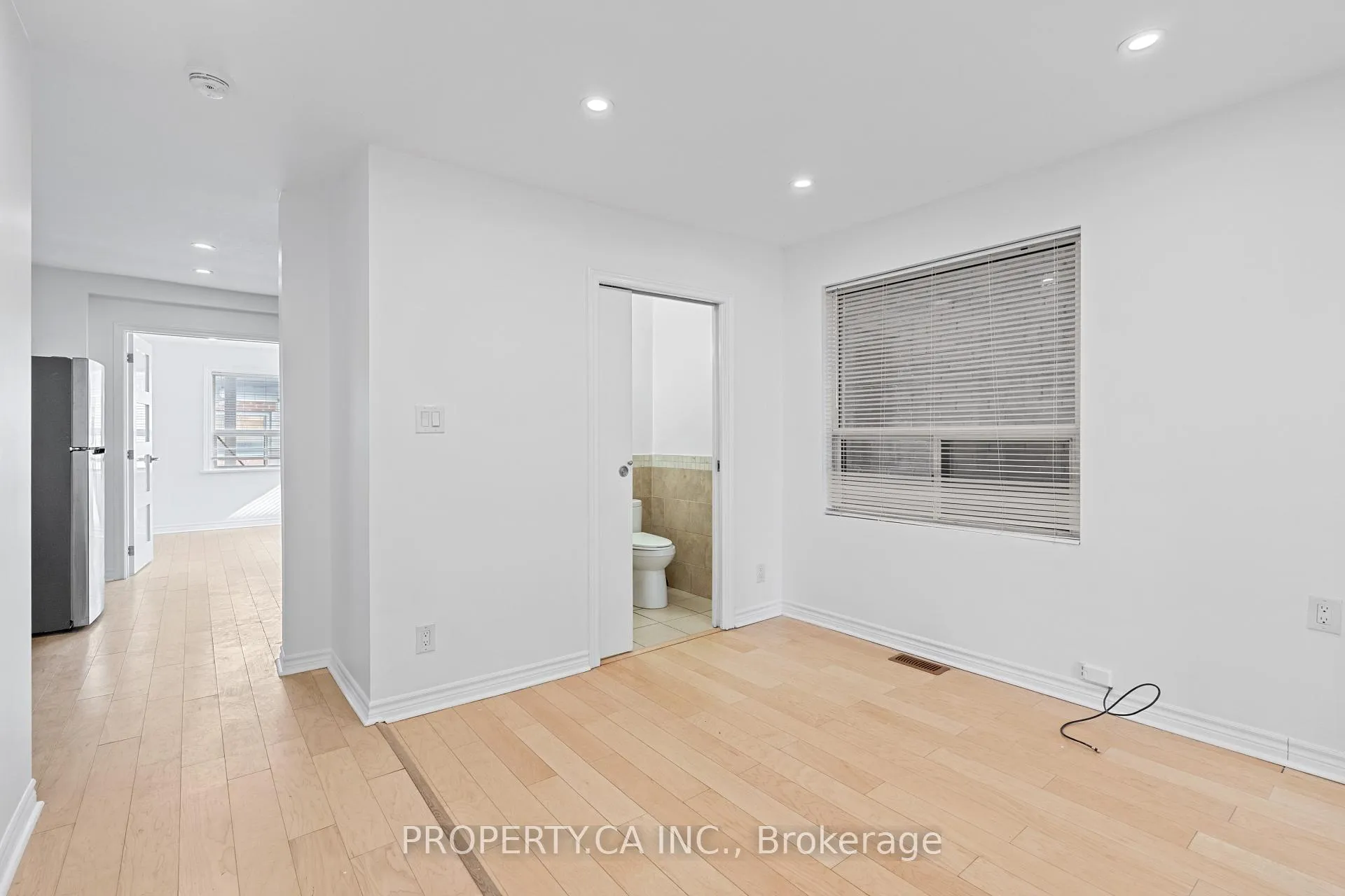 Photo 10 of 679 Vaughan Road, Toronto, Oakwood Village — HOMEH