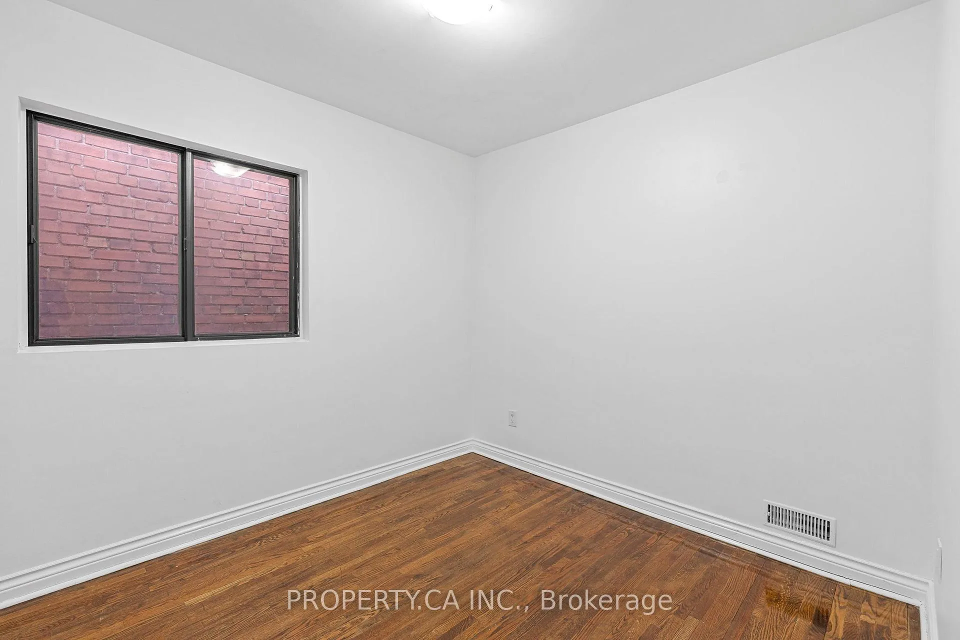 Photo 17 of 679 Vaughan Road, Toronto, Oakwood Village — HOMEH