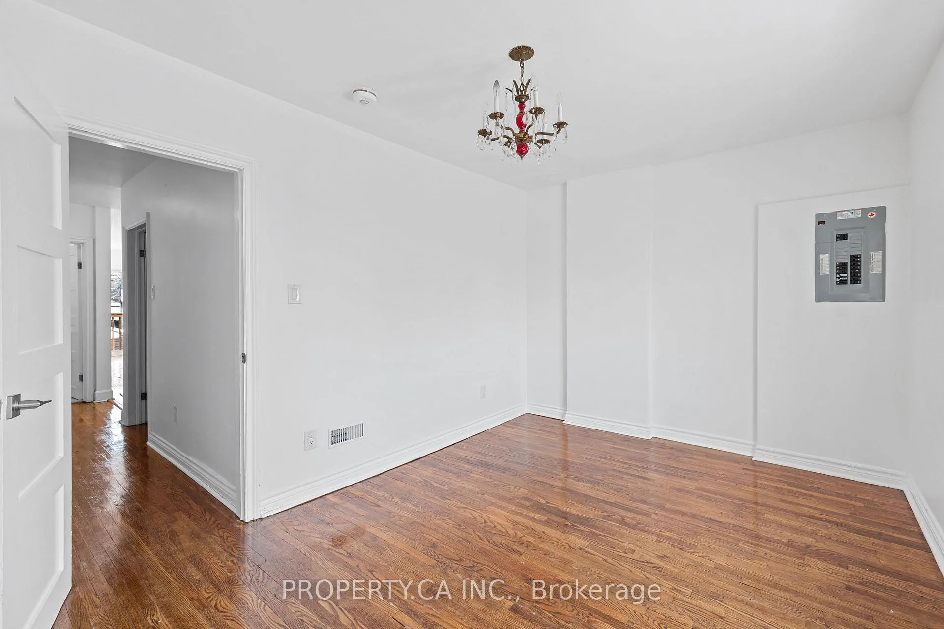 Photo 20 of 679 Vaughan Road, Toronto, Oakwood Village — HOMEH