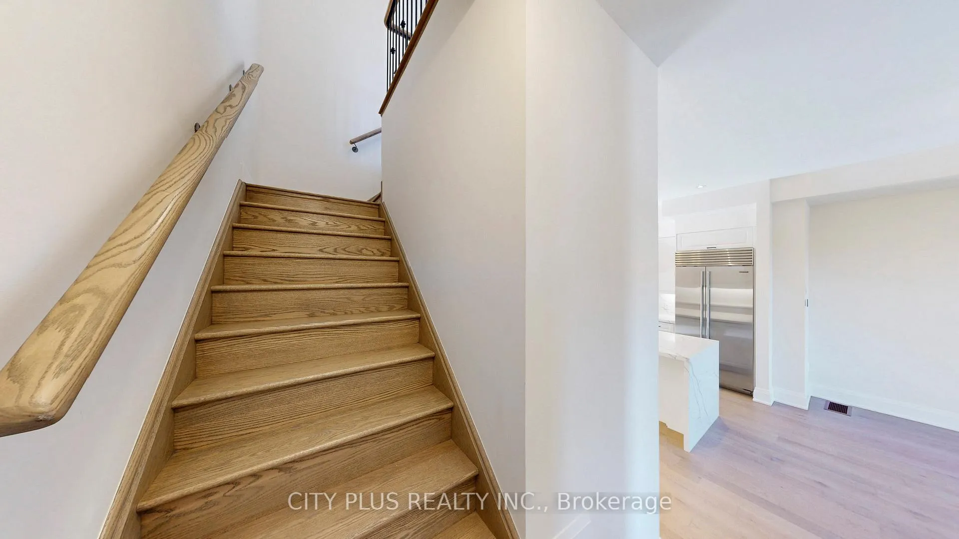 Photo 28 of Unit Main, 9400 Bayview Avenue, Richmond Hill, Observatory — HOMEH