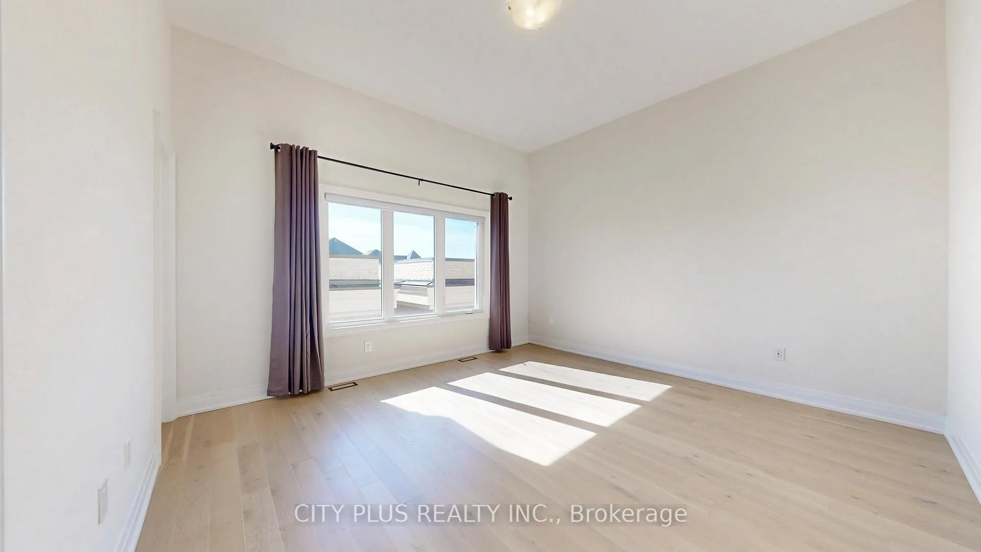 Photo 31 of Unit Main, 9400 Bayview Avenue, Richmond Hill, Observatory — HOMEH