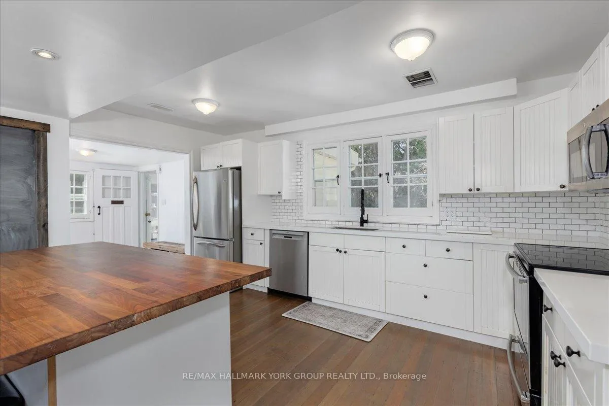 Photo 12 of 53 Westwind Circle, Georgina, Historic Lakeshore Communities — HOMEH
