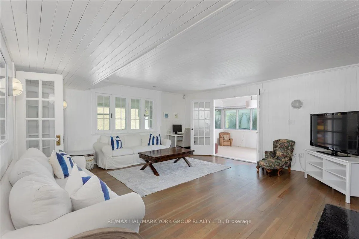 Photo 14 of 53 Westwind Circle, Georgina, Historic Lakeshore Communities — HOMEH