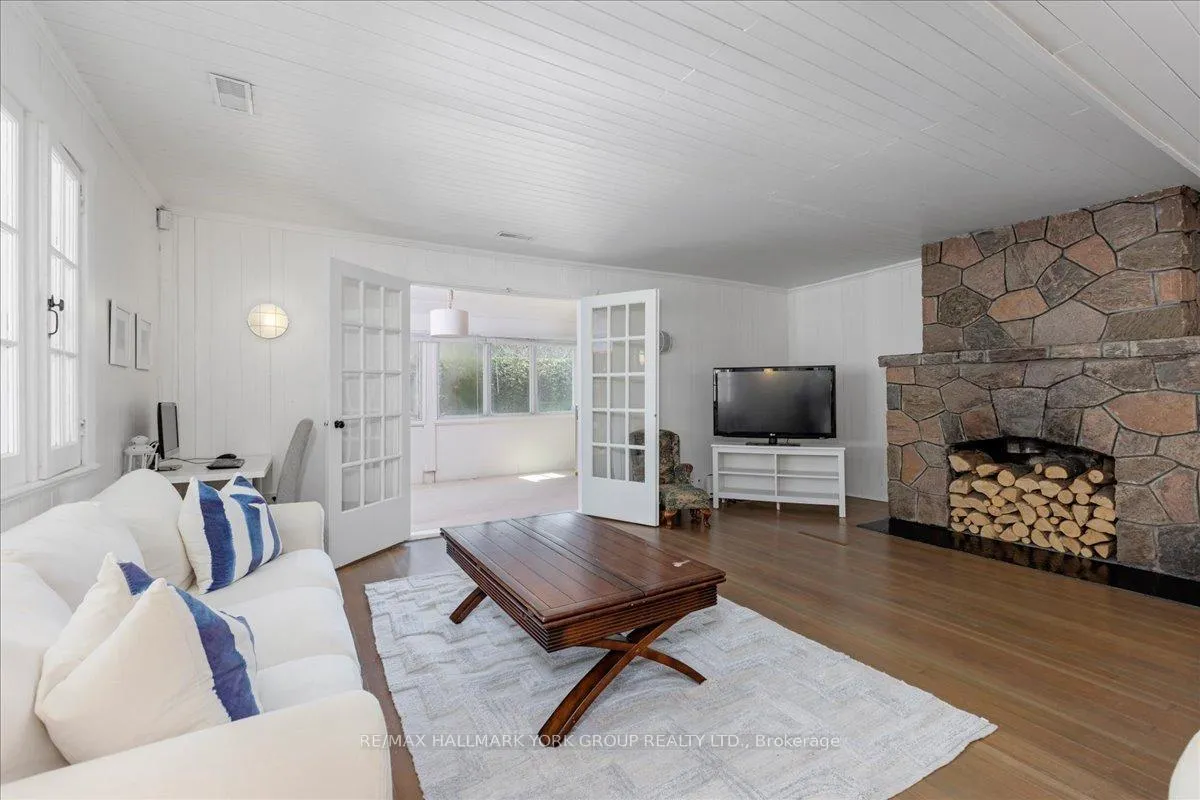 Photo 16 of 53 Westwind Circle, Georgina, Historic Lakeshore Communities — HOMEH