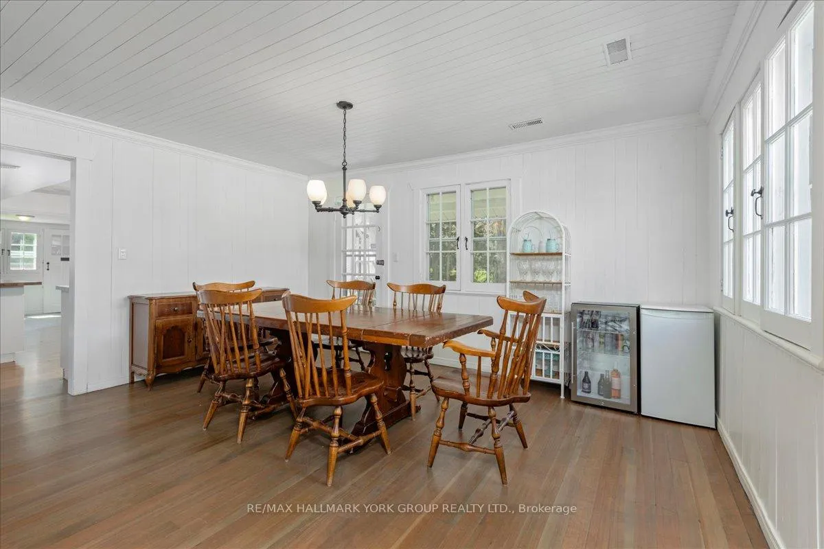 Photo 20 of 53 Westwind Circle, Georgina, Historic Lakeshore Communities — HOMEH
