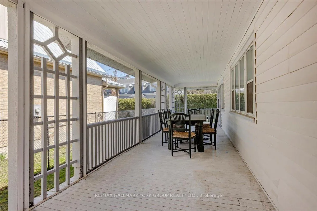 Photo 22 of 53 Westwind Circle, Georgina, Historic Lakeshore Communities — HOMEH