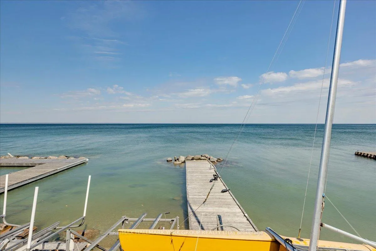 Photo 34 of 53 Westwind Circle, Georgina, Historic Lakeshore Communities — HOMEH