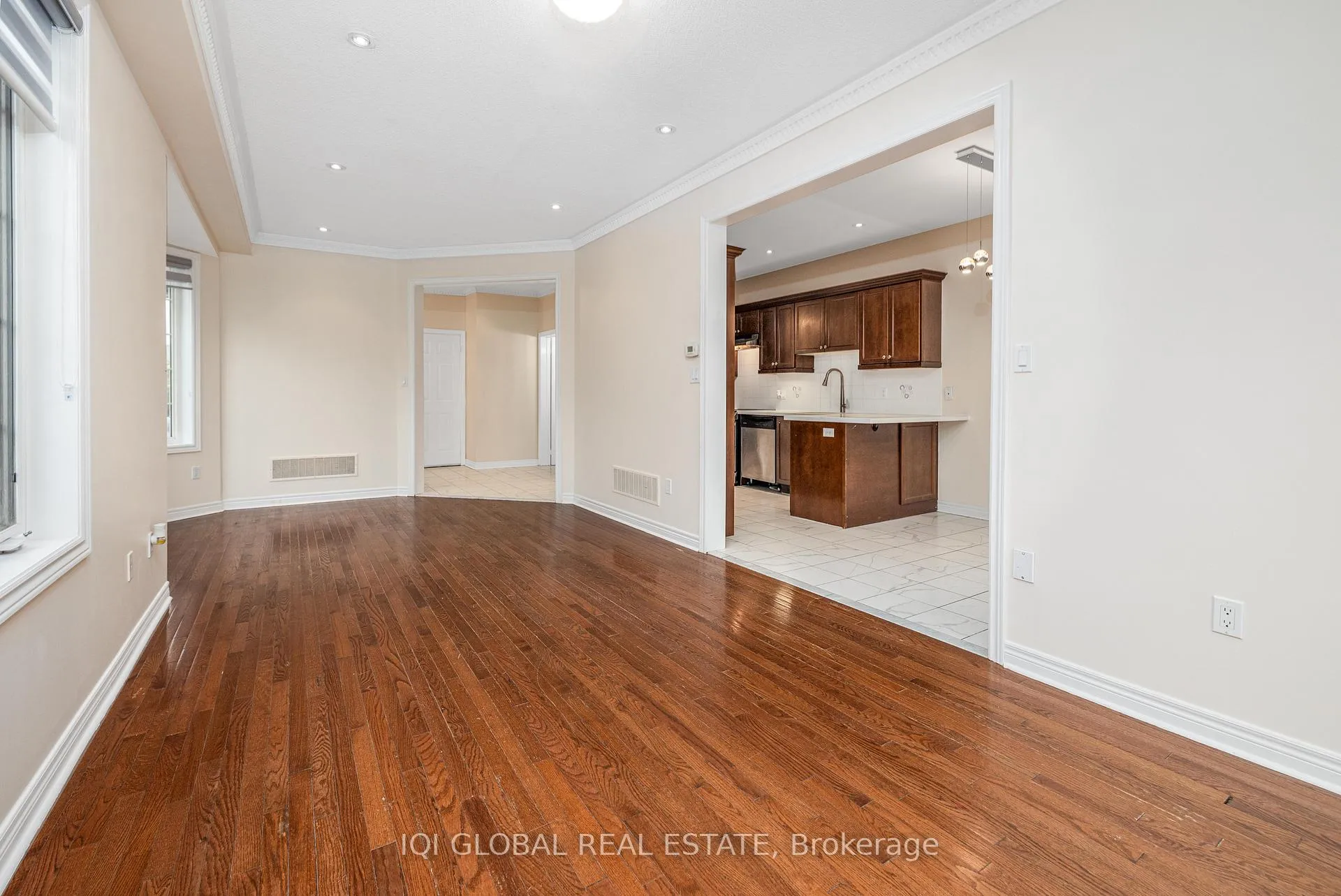 Photo 12 of 1 Kincaid Lane, Markham, Middlefield — HOMEH