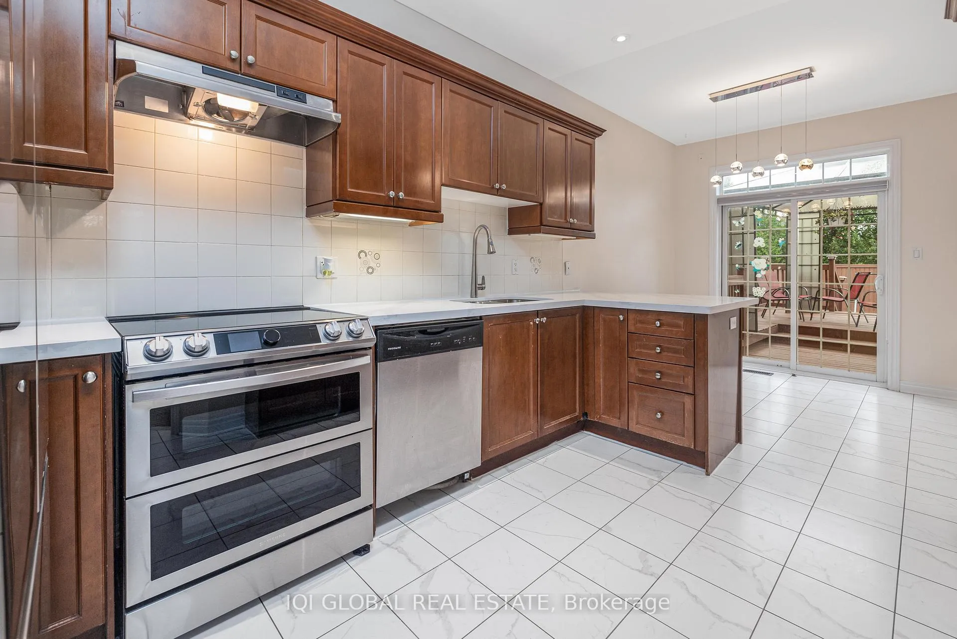 Photo 15 of 1 Kincaid Lane, Markham, Middlefield — HOMEH