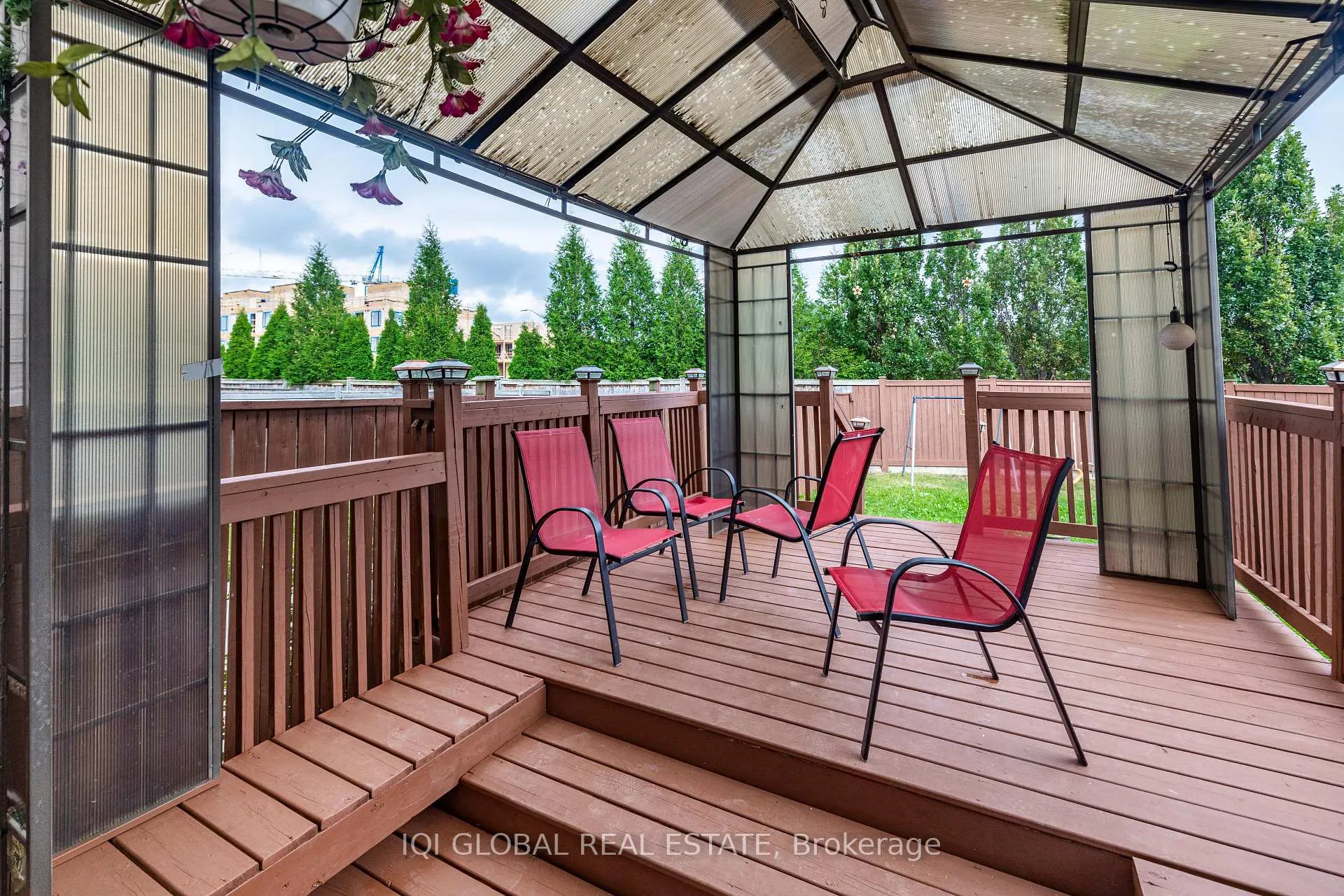 Photo 16 of 1 Kincaid Lane, Markham, Middlefield — HOMEH