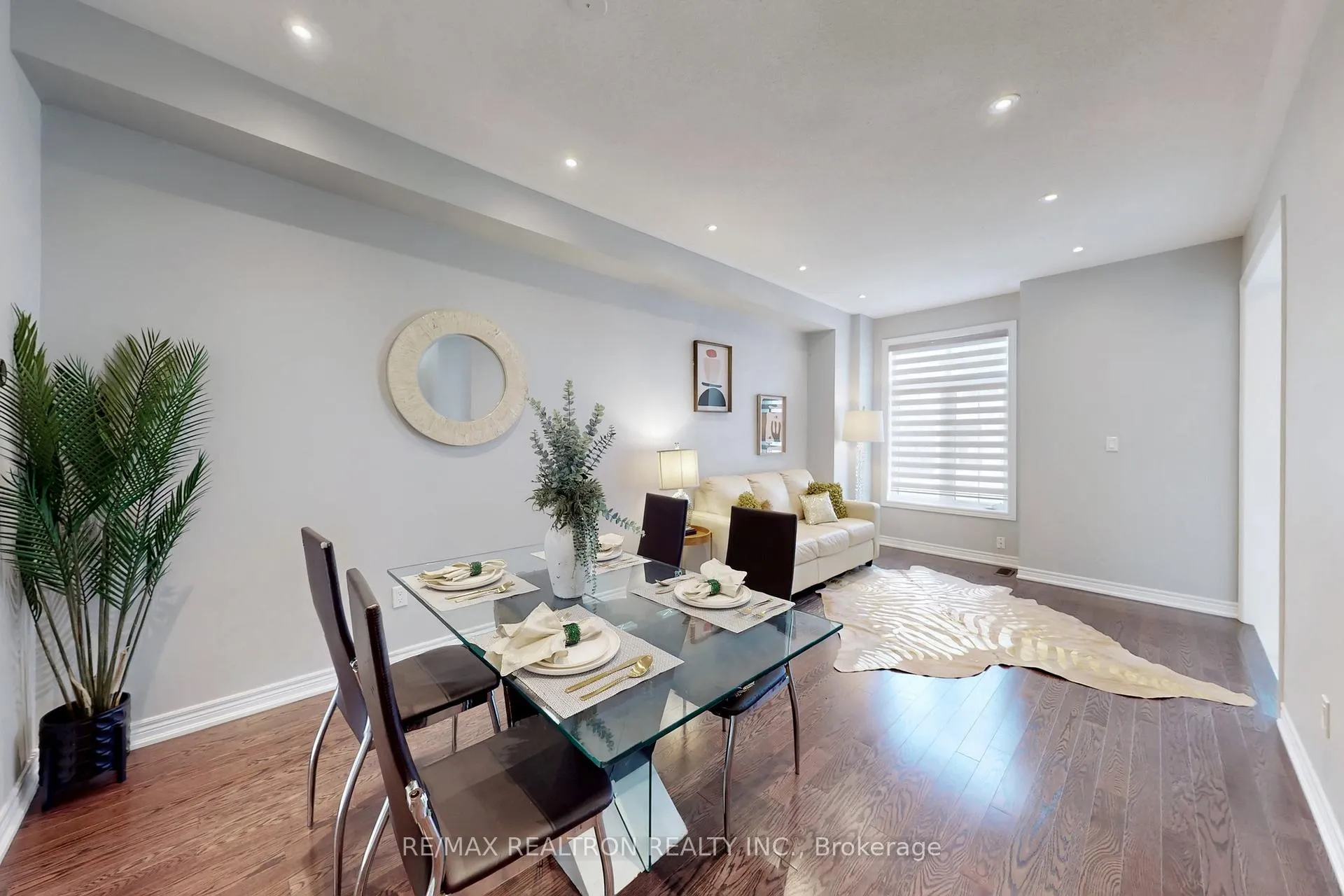 Photo 7 of 29 Tilbury Gate, Markham, Cornell — HOMEH