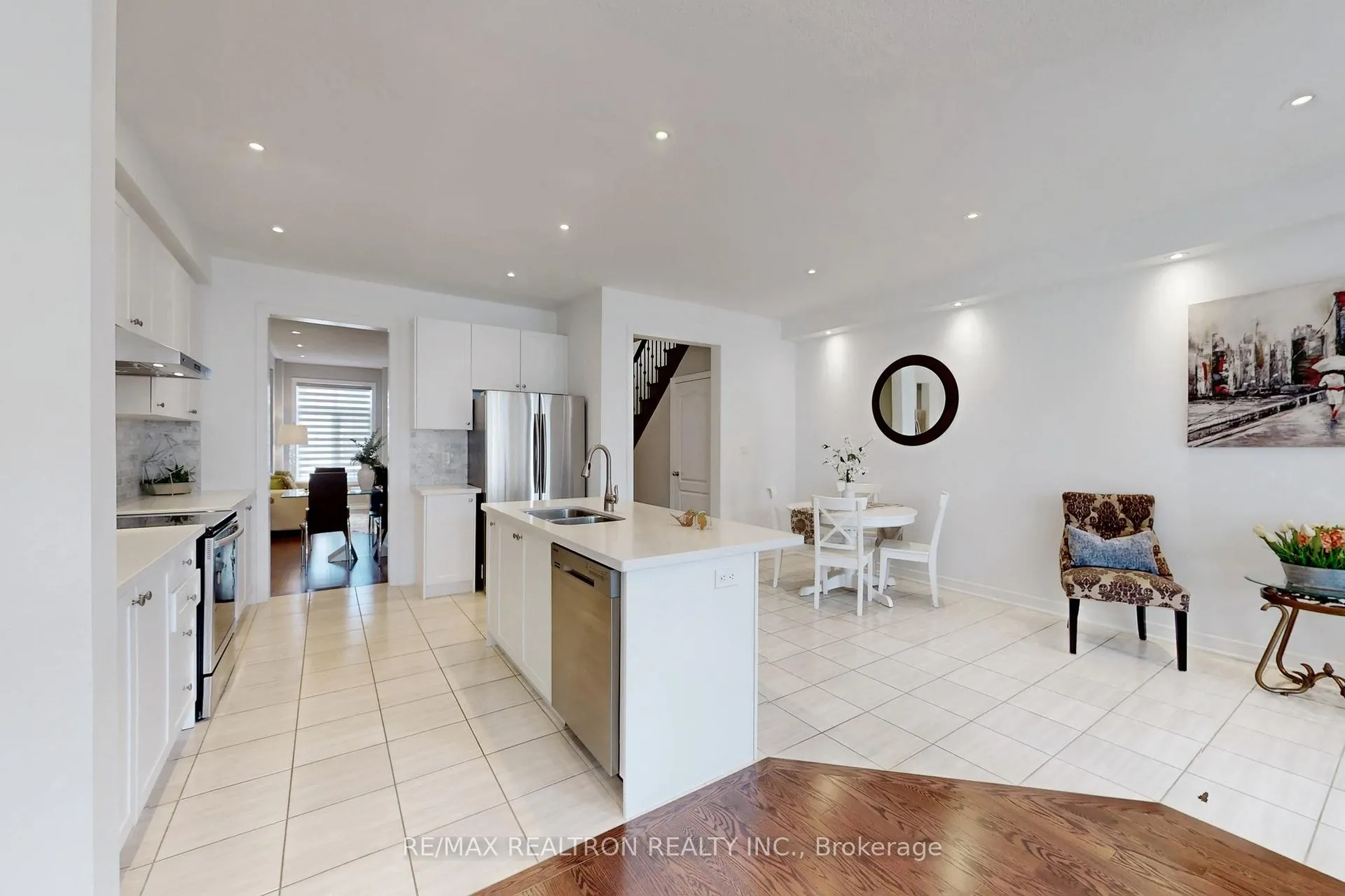 Photo 16 of 29 Tilbury Gate, Markham, Cornell — HOMEH