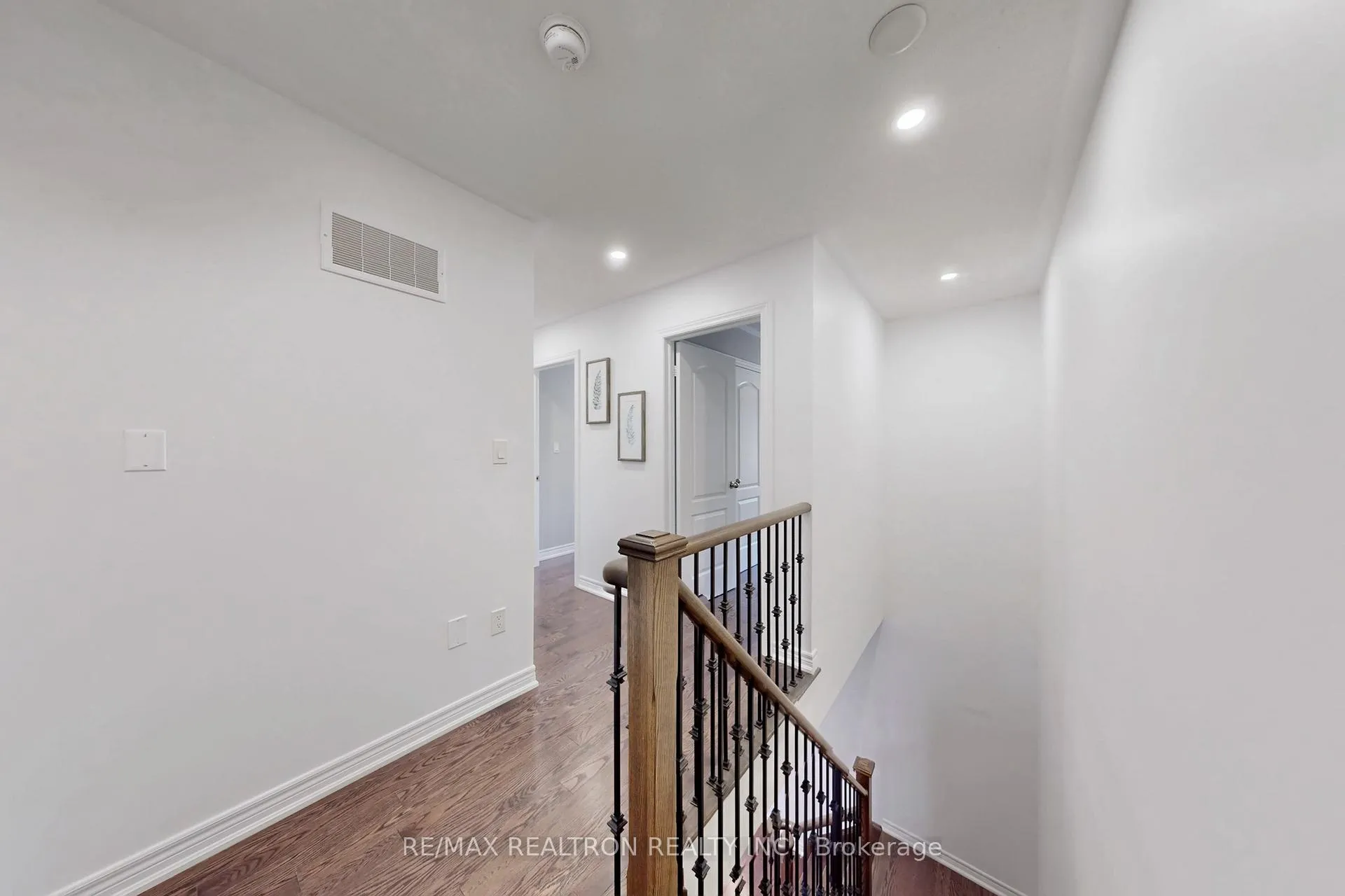 Photo 23 of 29 Tilbury Gate, Markham, Cornell — HOMEH