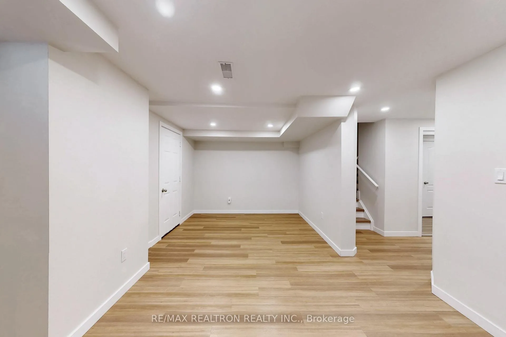 Photo 40 of 29 Tilbury Gate, Markham, Cornell — HOMEH