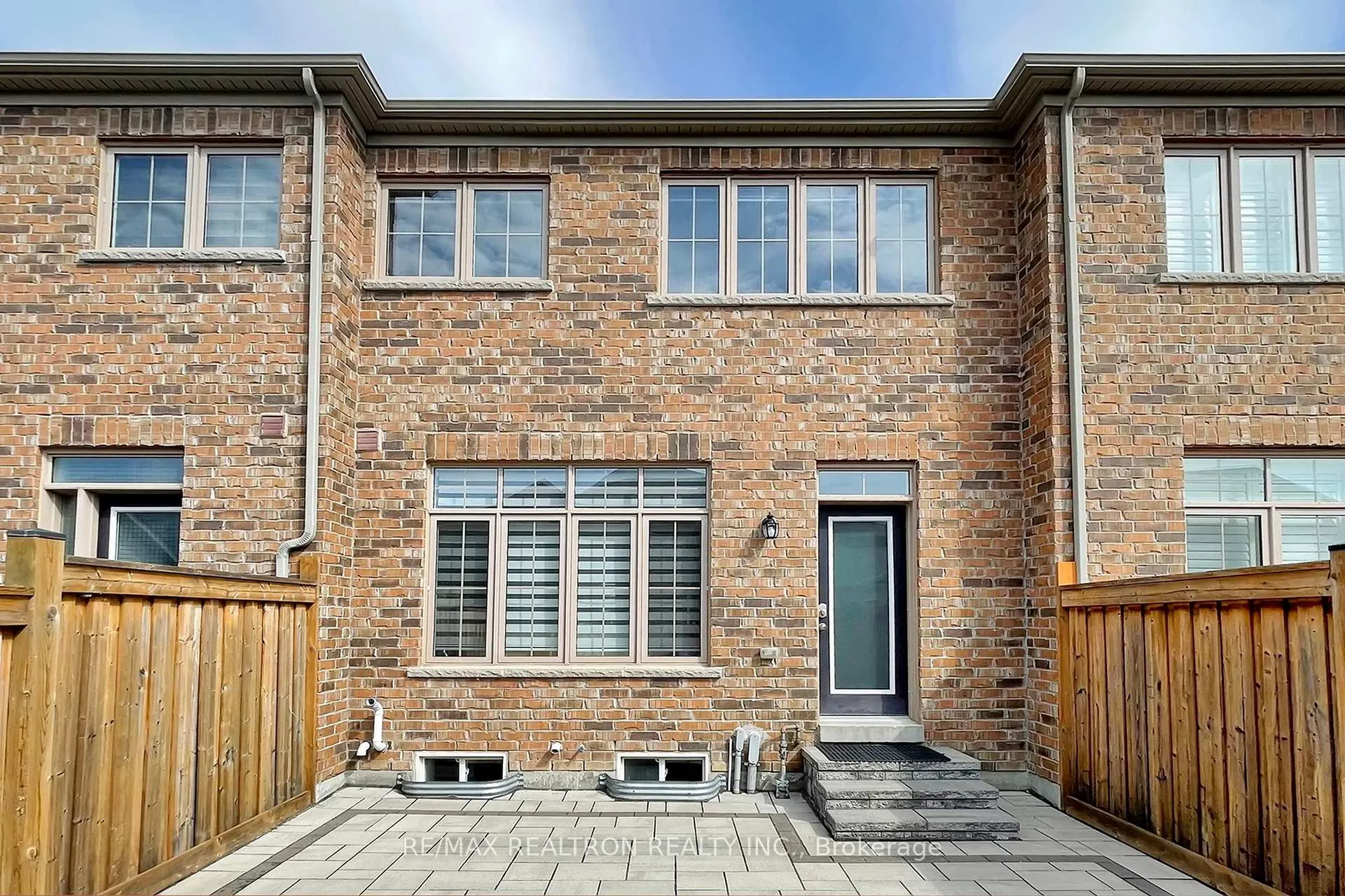 Photo 43 of 29 Tilbury Gate, Markham, Cornell — HOMEH