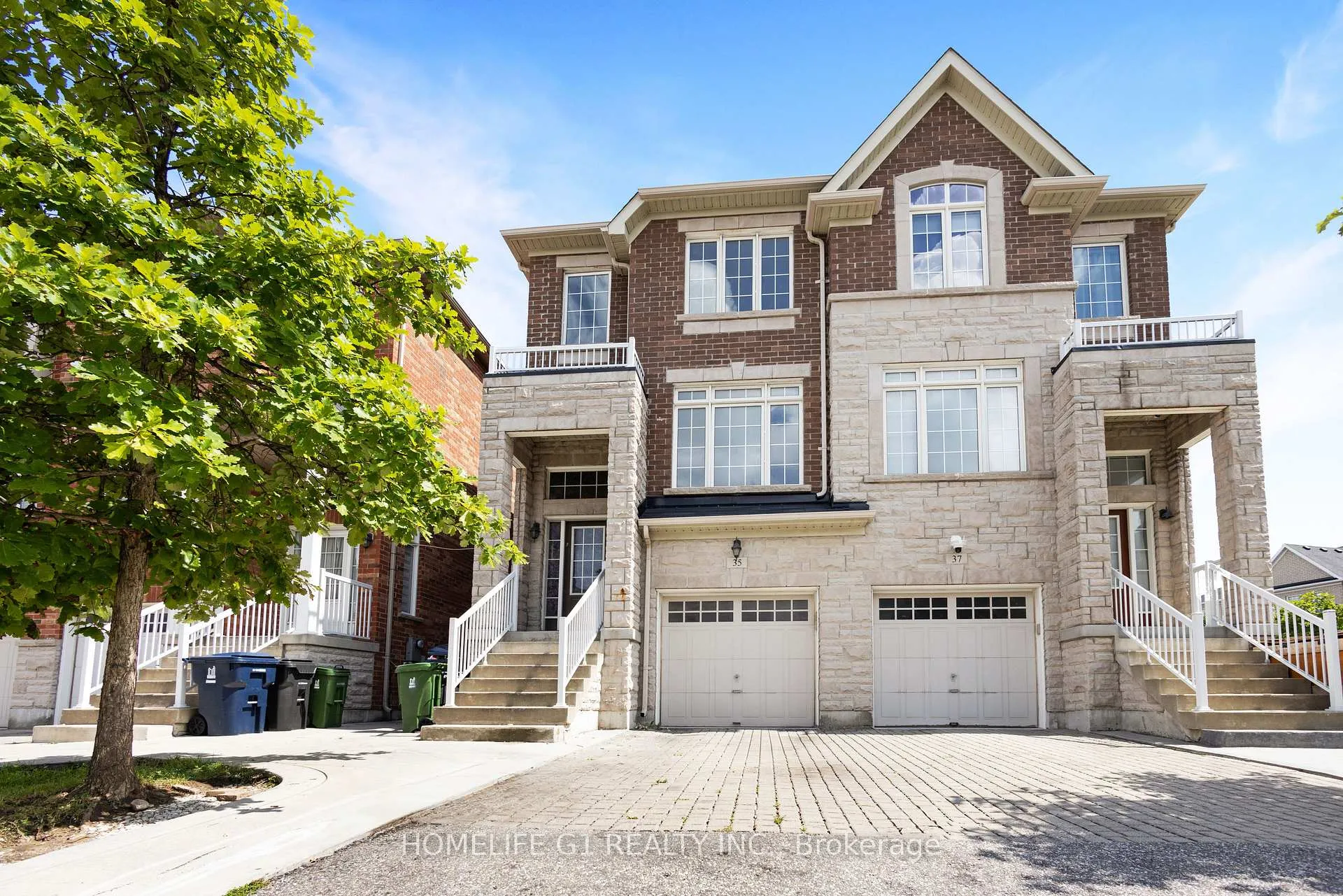Photo 7 of 35 Harpreet Circle, Etobicoke, West Humber-Clairville — HOMEH