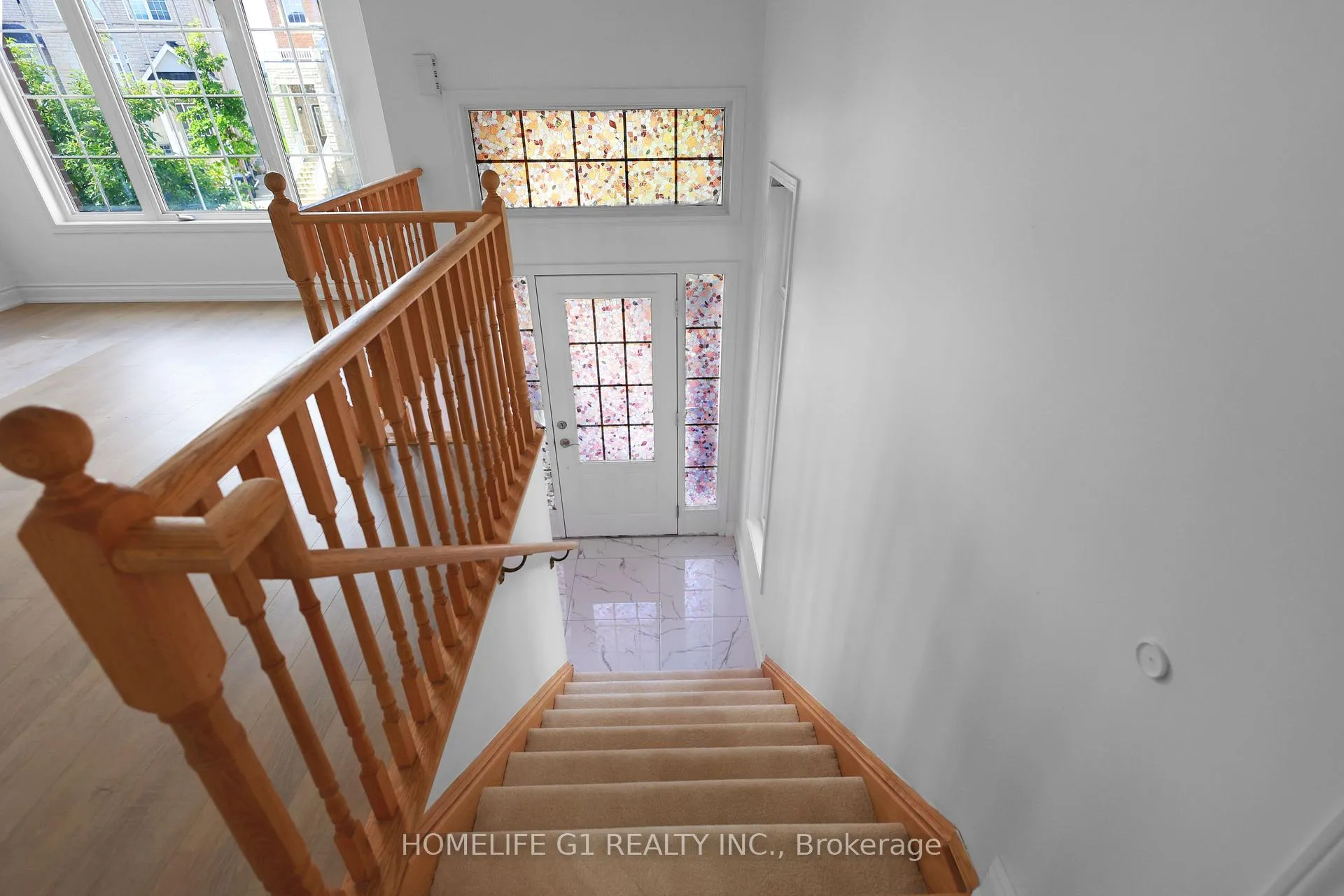 Photo 8 of 35 Harpreet Circle, Etobicoke, West Humber-Clairville — HOMEH