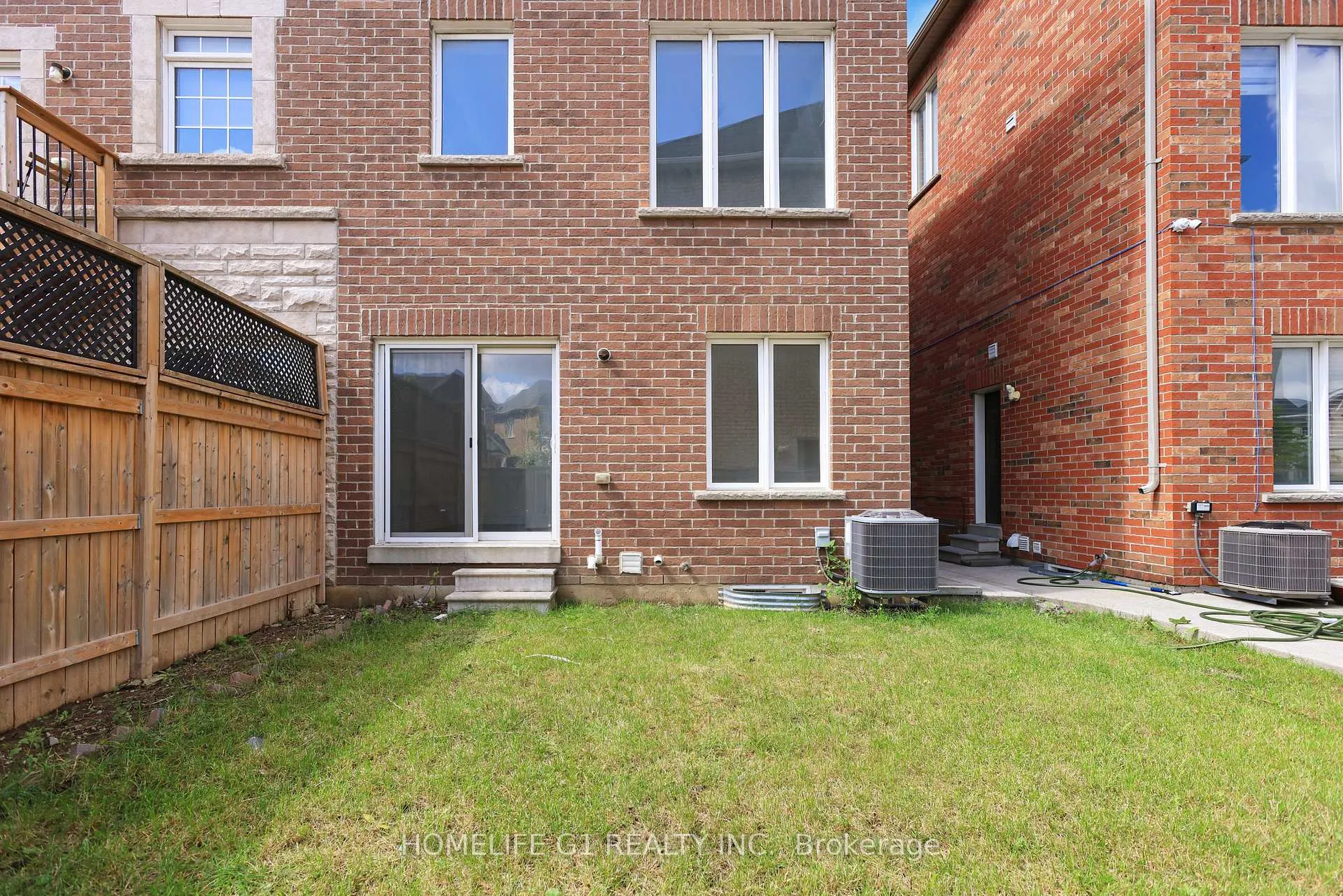 Photo 34 of 35 Harpreet Circle, Etobicoke, West Humber-Clairville — HOMEH